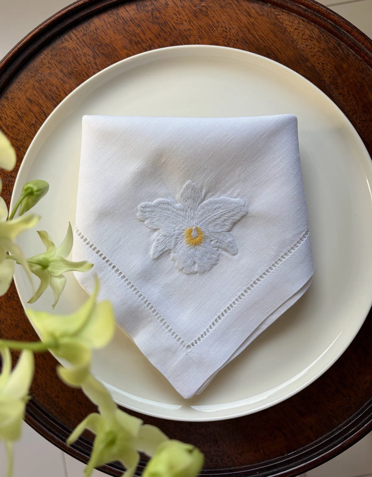 Cattleya Hawaiian Wedding Song Napkin Bundle | Pure Linen | 6 Pax