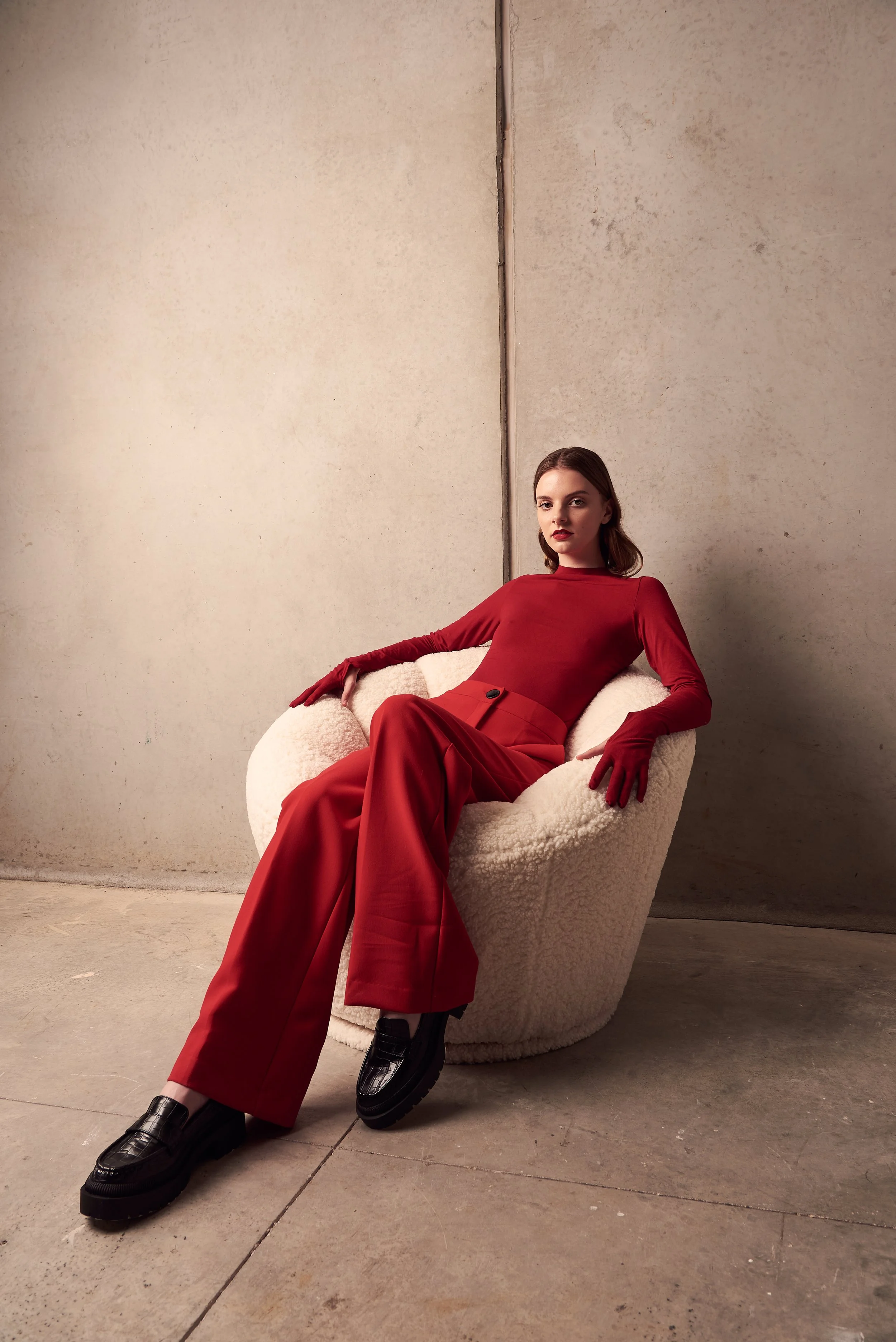 SIMONE-BOLD-MINIMALISM-FRT-0 28.jpeg