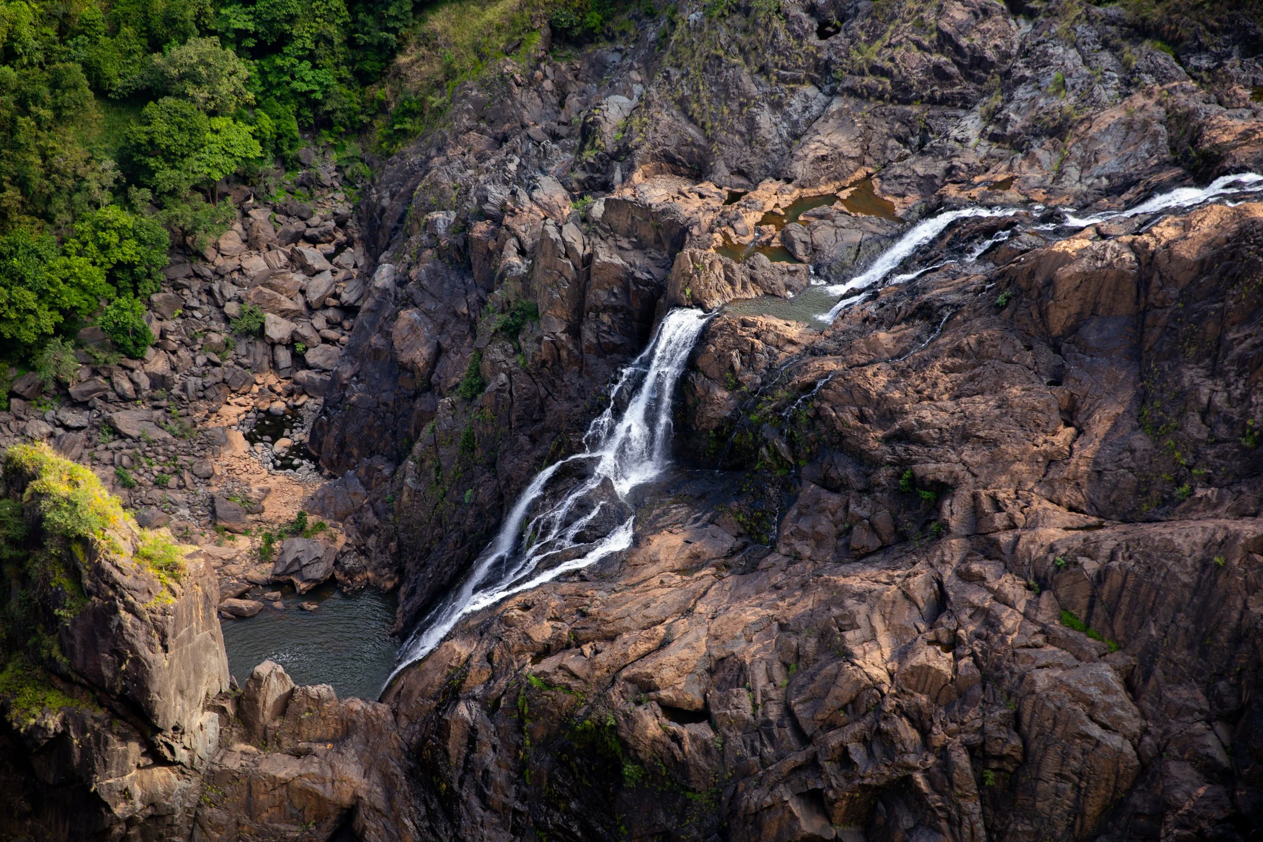 Cairns_KurandaBarronFalls_1001.jpg