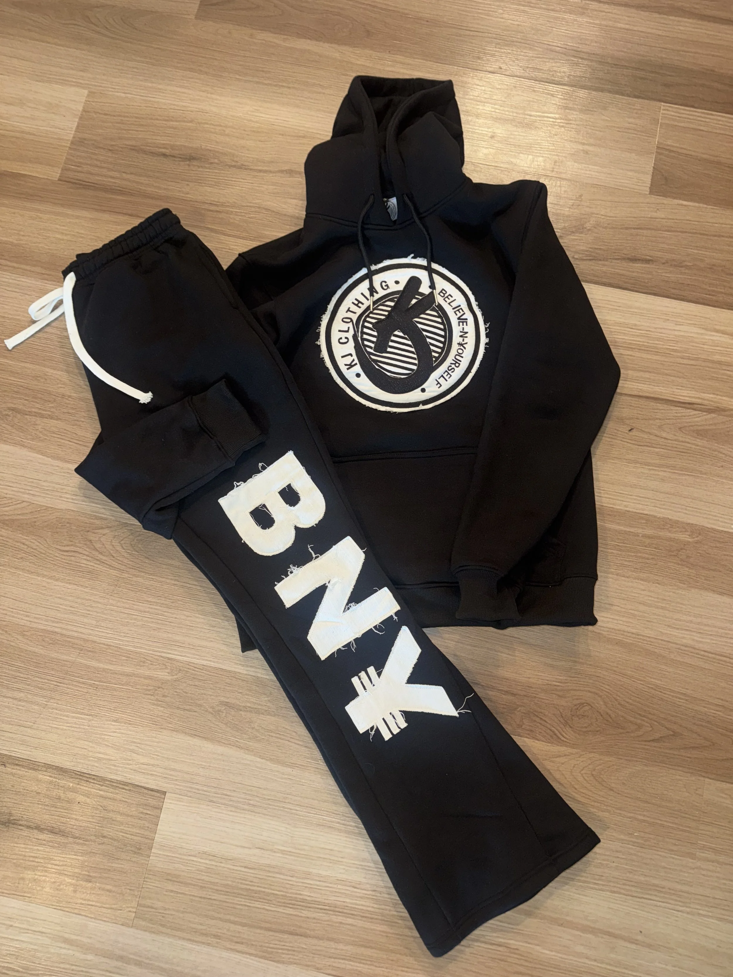 ''BNY'' Sweatsuit Unisex sizes{Black}