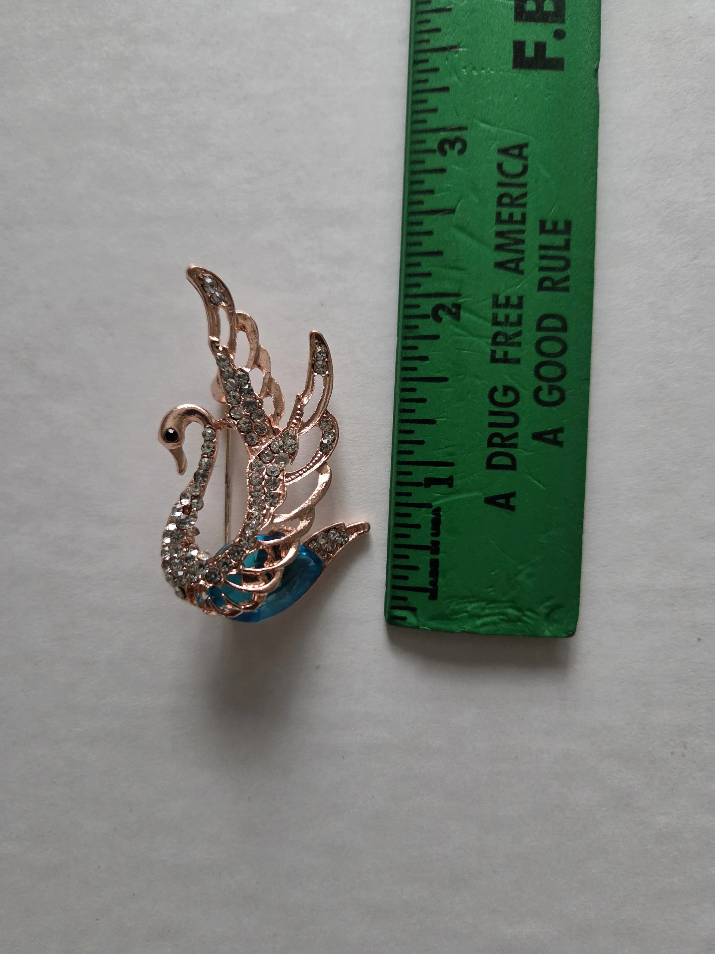 Swan Cameo