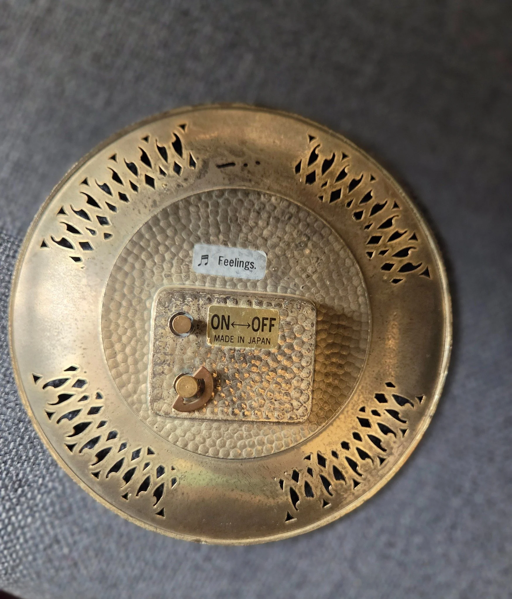Vintage Japanese Sankyo Swan Music Box
