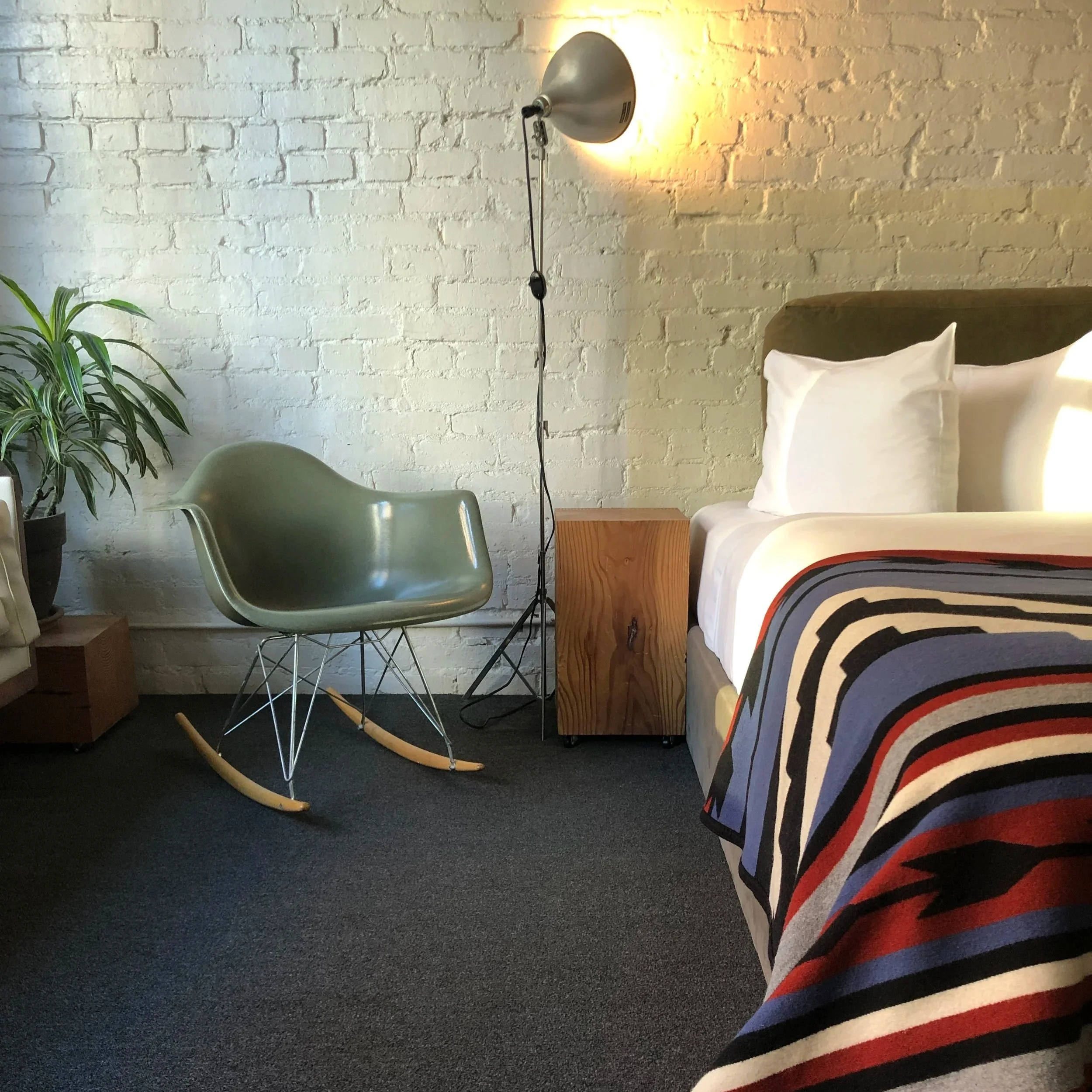 Studio Ness Ace Hotel Bedroom