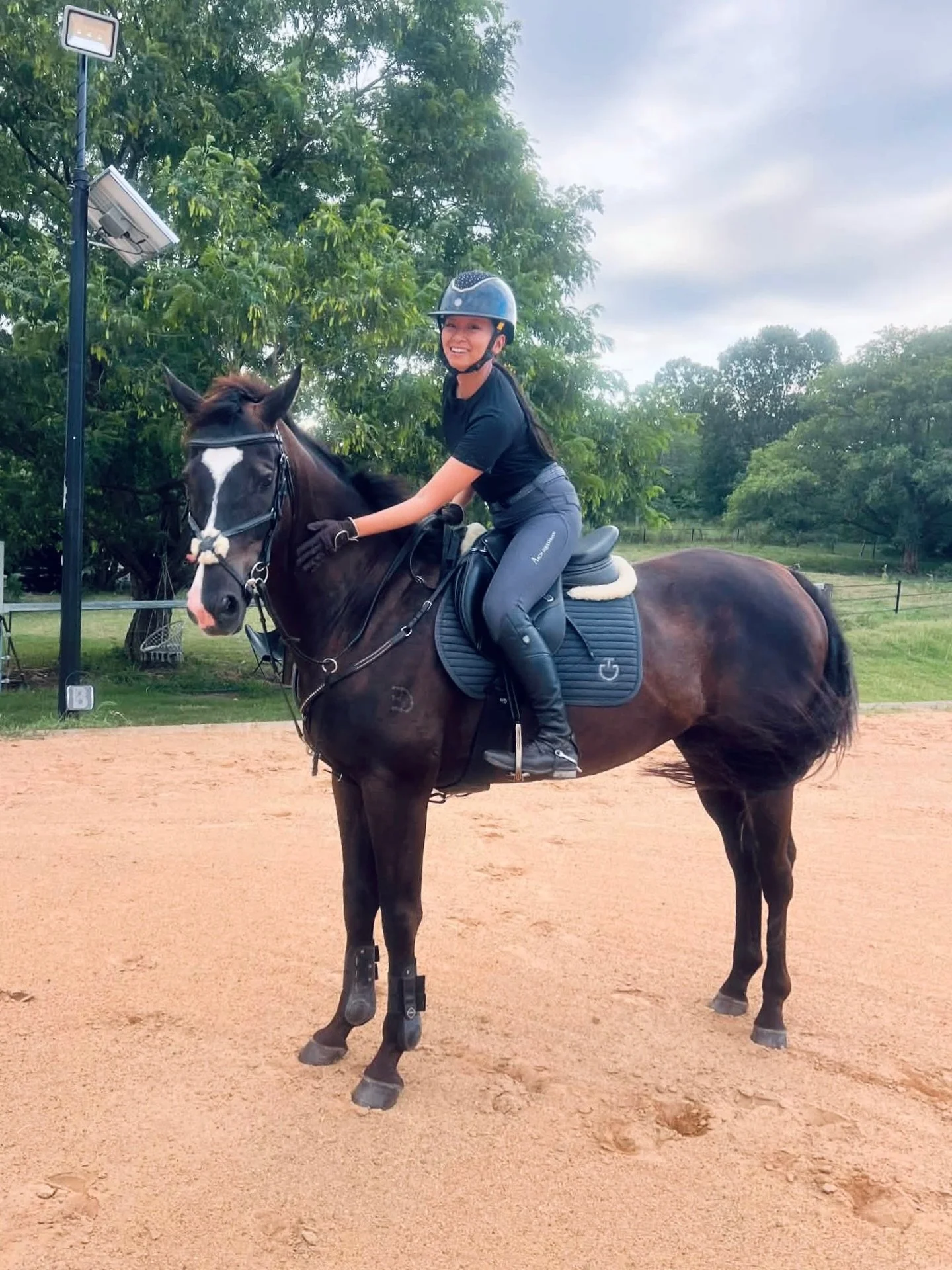 &ldquo;Your breeches have quickly risen to my favorite pair in my collection and far surpassed the [we won&rsquo;t throw this brand under the bus 🙈] ones which I used to favour. They weren&rsquo;t too heavy, they had good stick to them and they didn