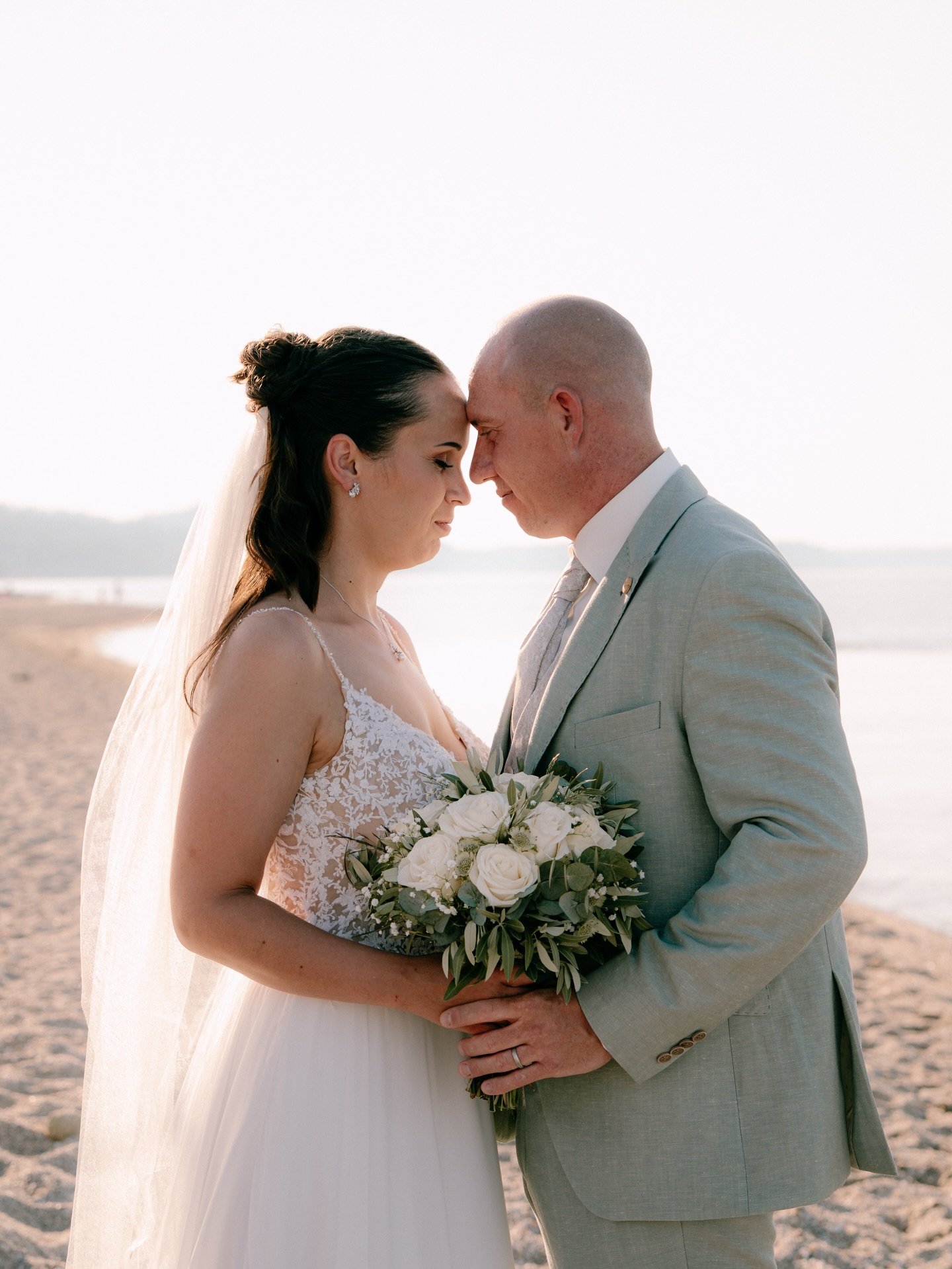 &Alpha; quiet promise spoken without any words.

Caroline &amp; Andre 

#luxurywedding #weddinginspiration #destinationweddingplanning #destinationweddingphotographer 
#eternastorie