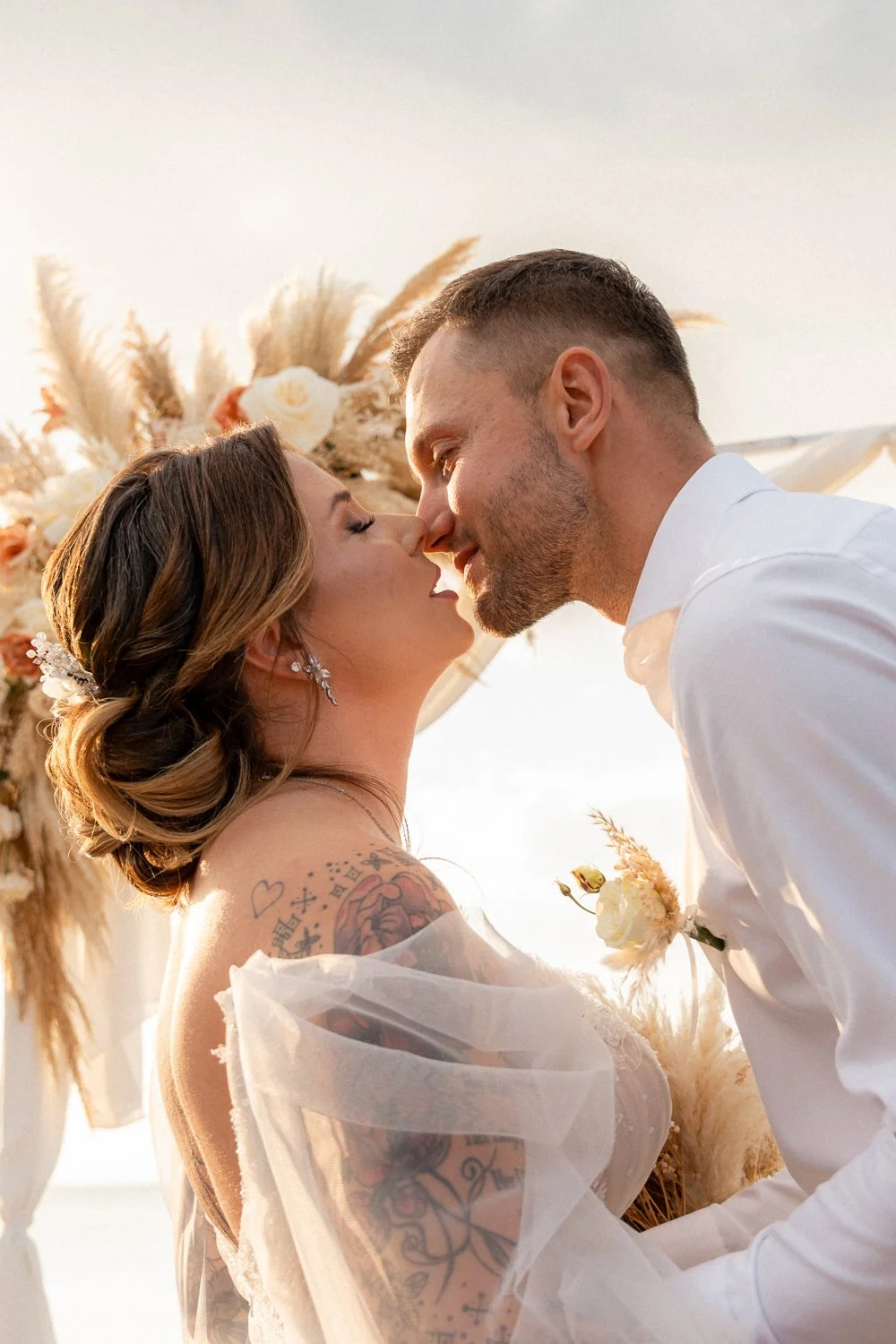 wedding couple kiss.jpg
