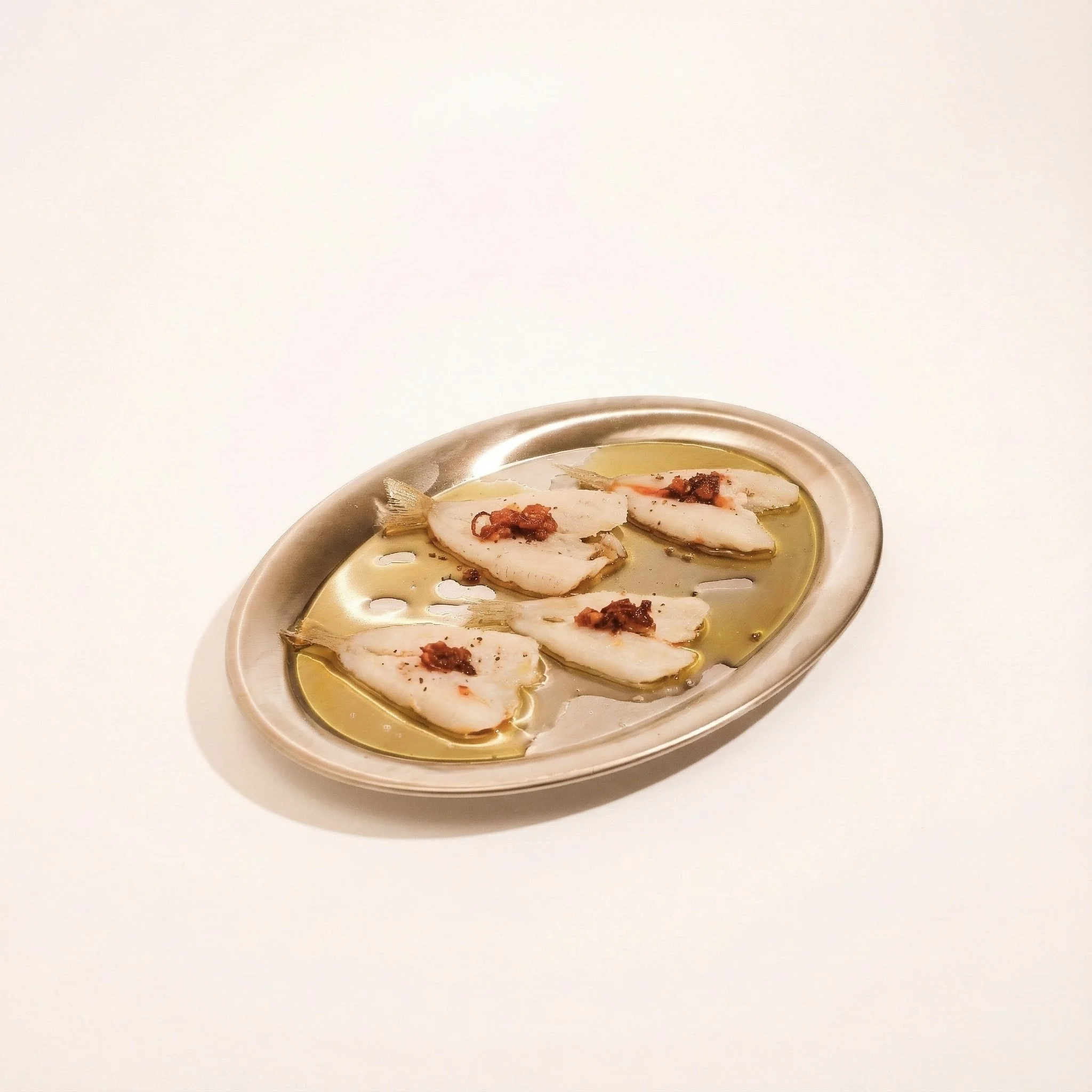 PAN SEARED PESCE MARINATO · Marinated Sand Whiting Fish with olive oil and chili crisp · 320