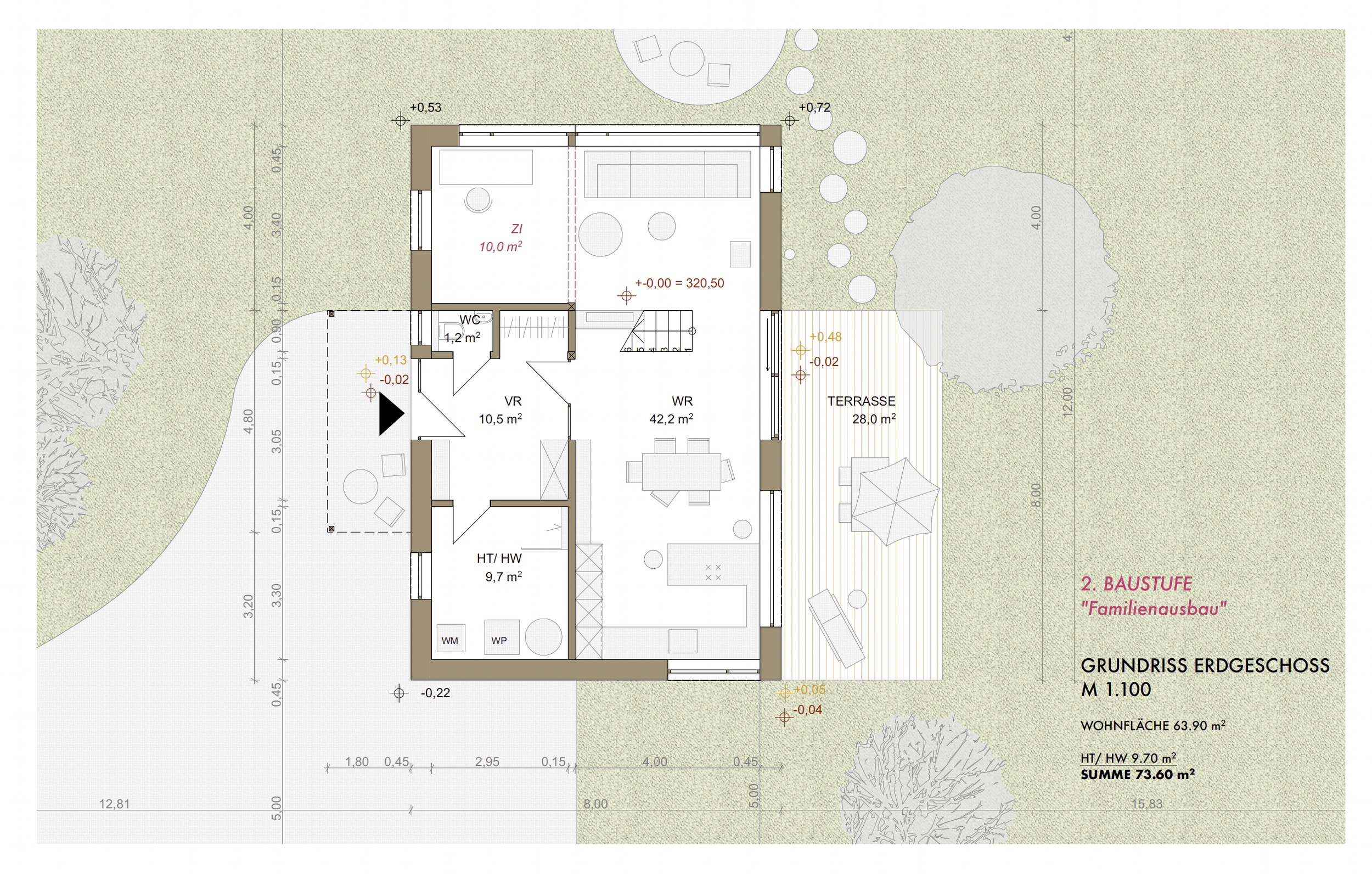Grundriss eines Erdgeschosses eines Hauses mit Terrassenbereich und Garten, inklusive Zimmerbeschriftungen und Maßangaben.