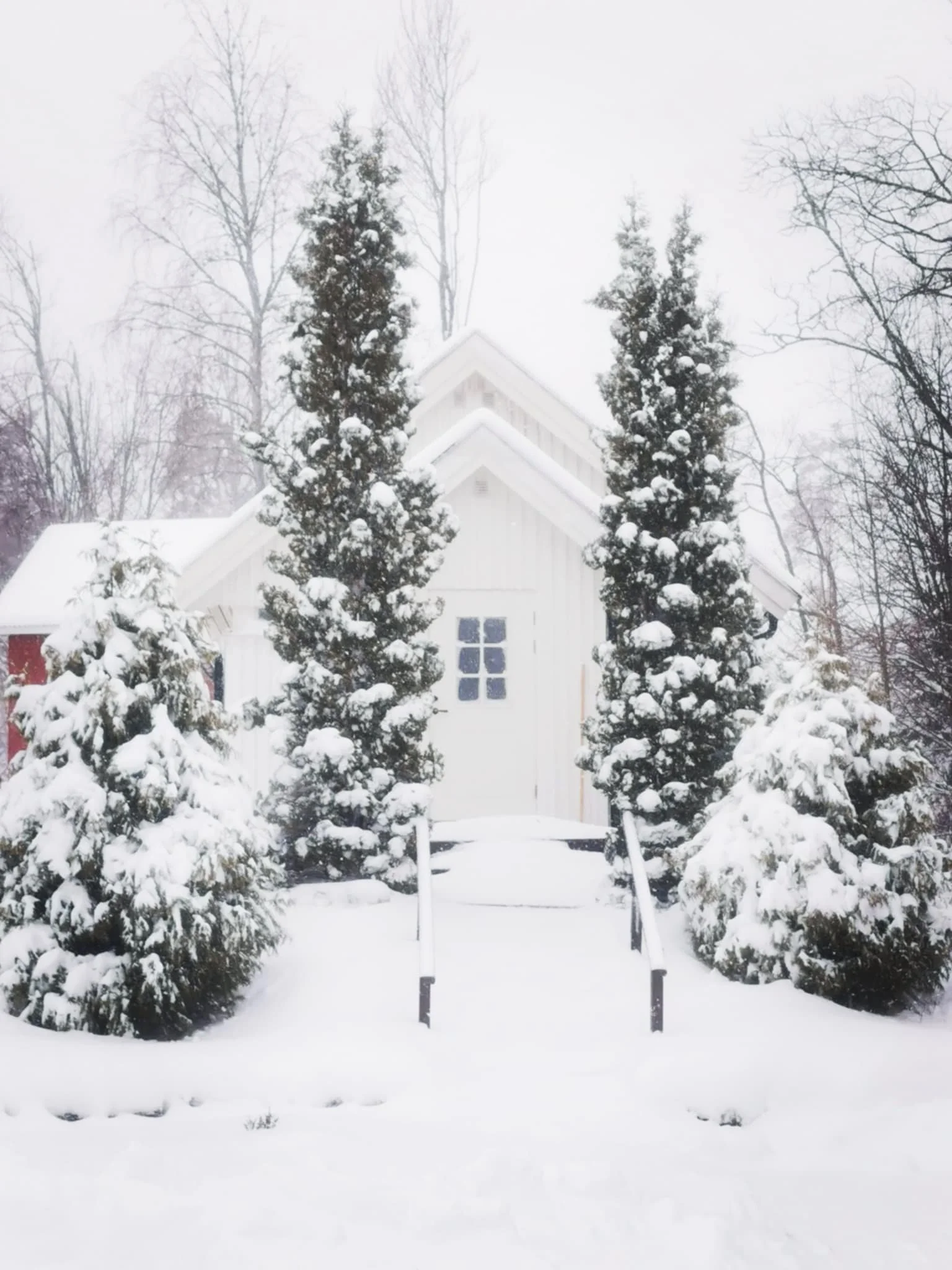 Kapellet i vinterdrakt6.jpeg