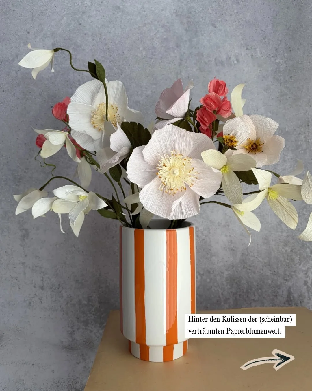 Hinter den Kulissen der (scheinbar) vertr&auml;umten Papierblumenwelt🌸

Danke an alle, die mich hier neu auf meinem Kanal begleiten und mehr &uuml;ber mich erfahren m&ouml;chten. Ich bin Marina und feile seit ein paar Jahren an meinen F&auml;higkeit