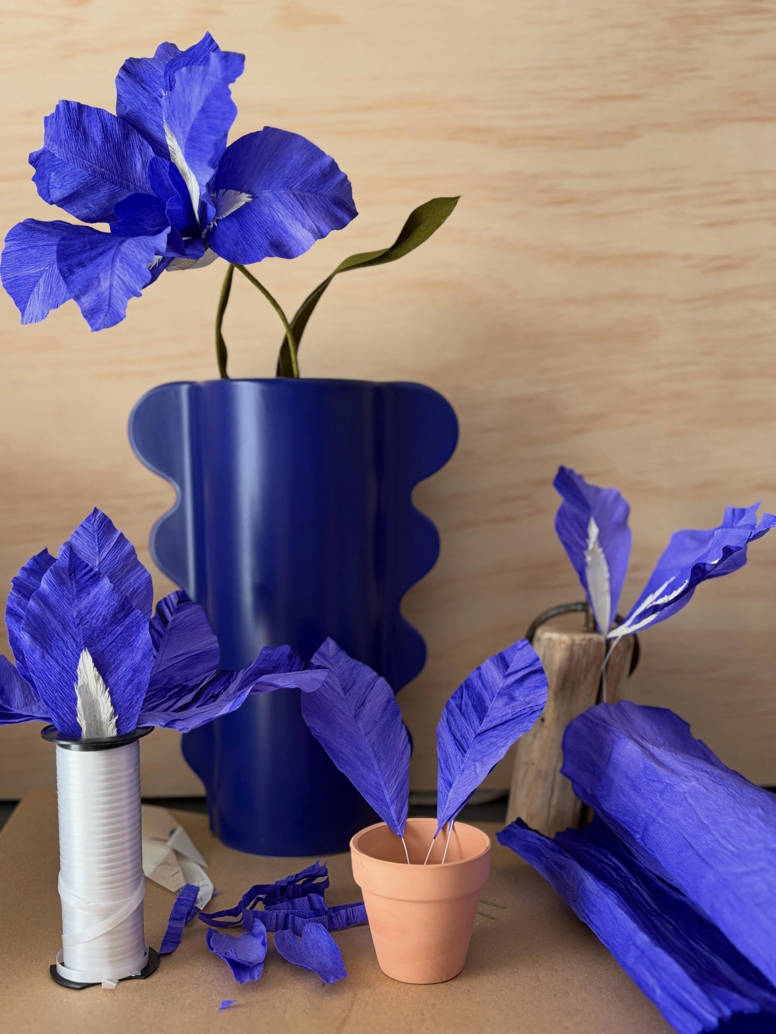 Crepe Paper Flowers - Iris 💙

&mdash;&mdash;
hand dyed crepe paper @flowers_by_staufenwerola