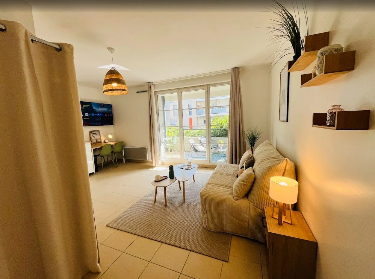 Capture décran 2025-12-16 060430.jpg (copie) (copie) (copie)