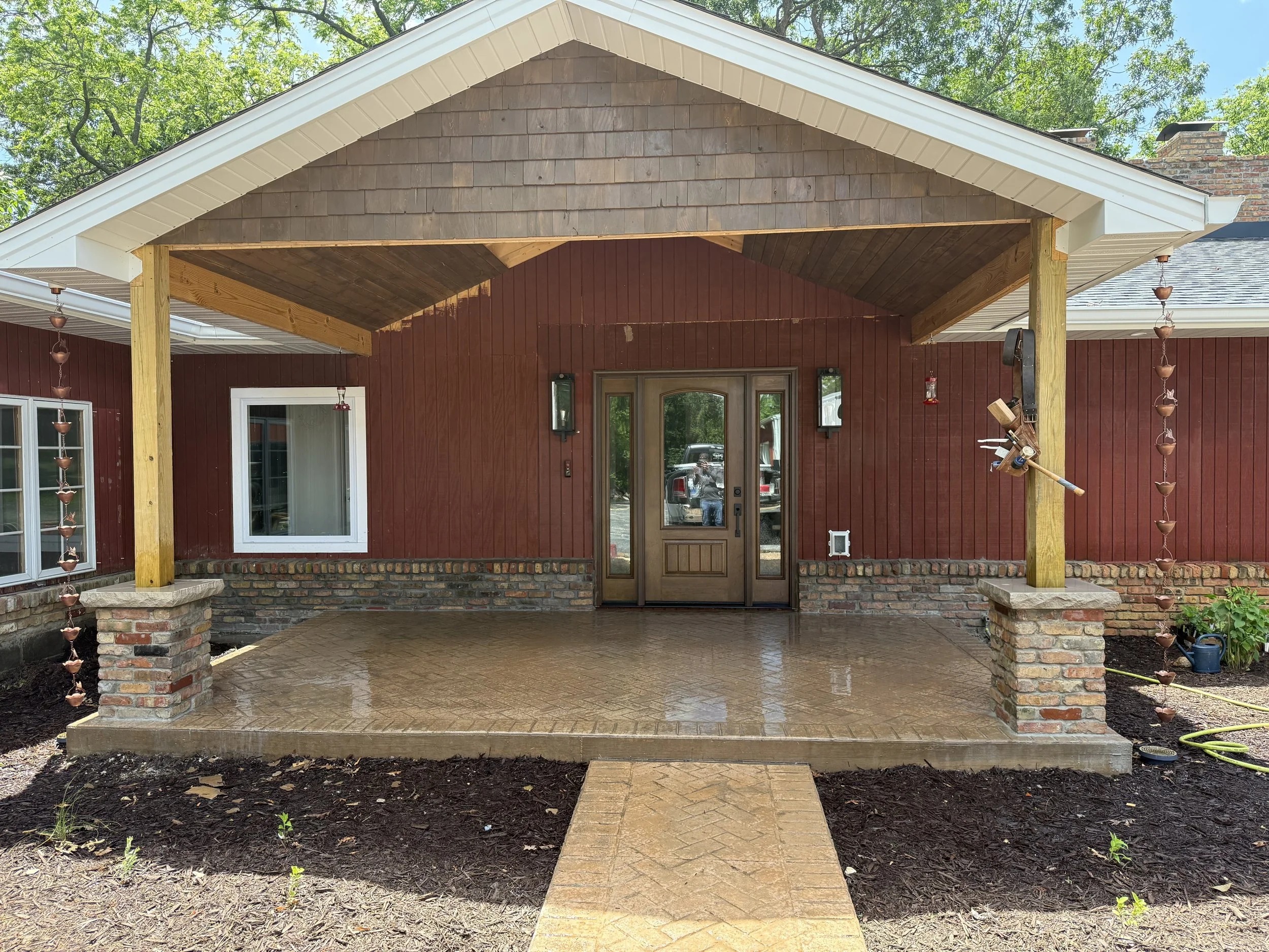 Brick laying and tuck pointing