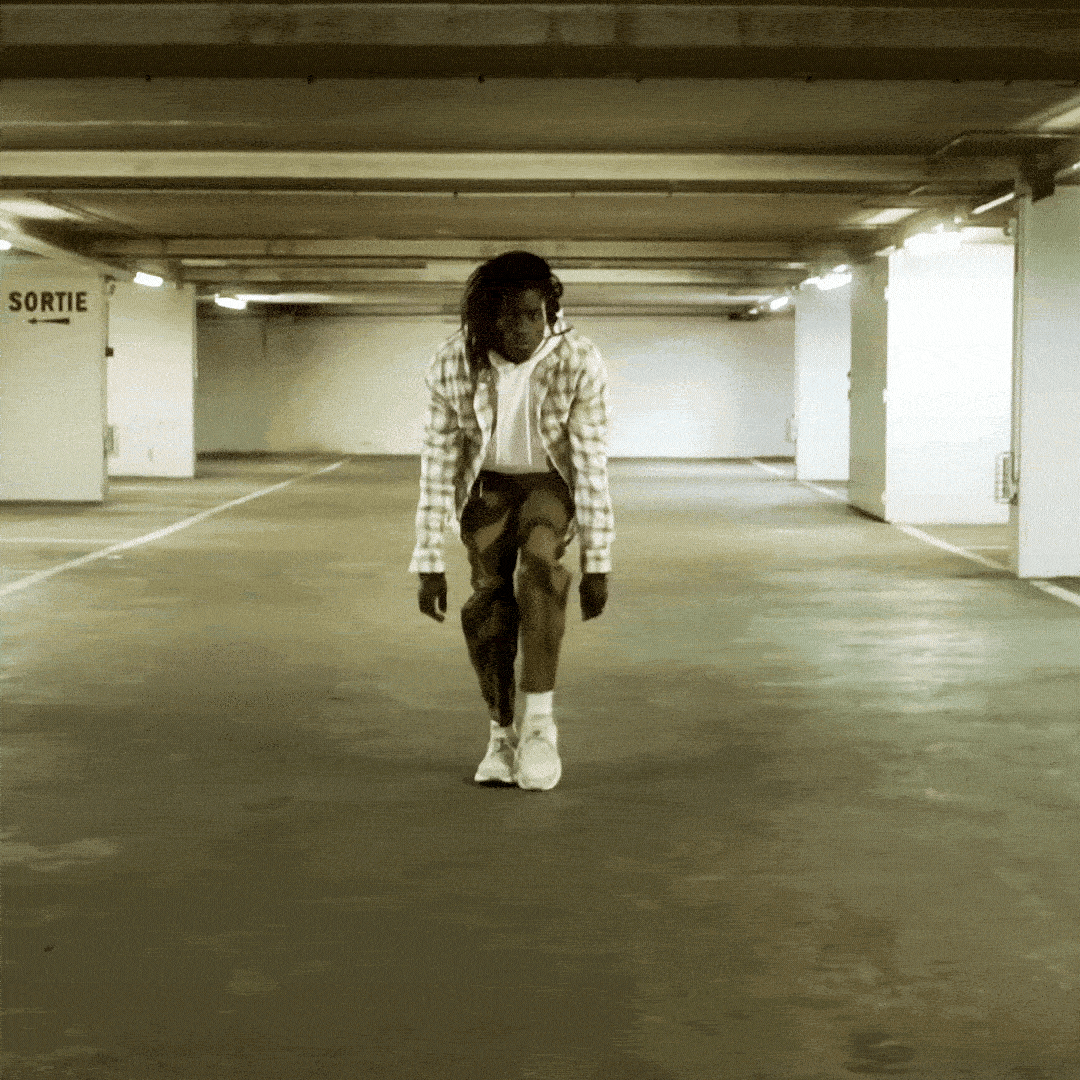 Limpro hypnotique du danseur street Salif Lasource, phéno3.gif