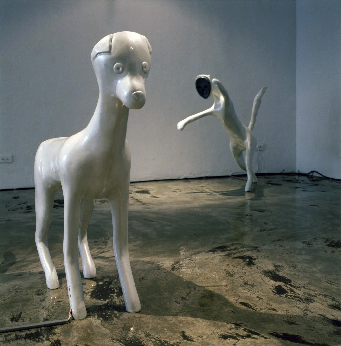 伊通公園畫廊，台北 / IT Park Gallery, Taipei / 2001
