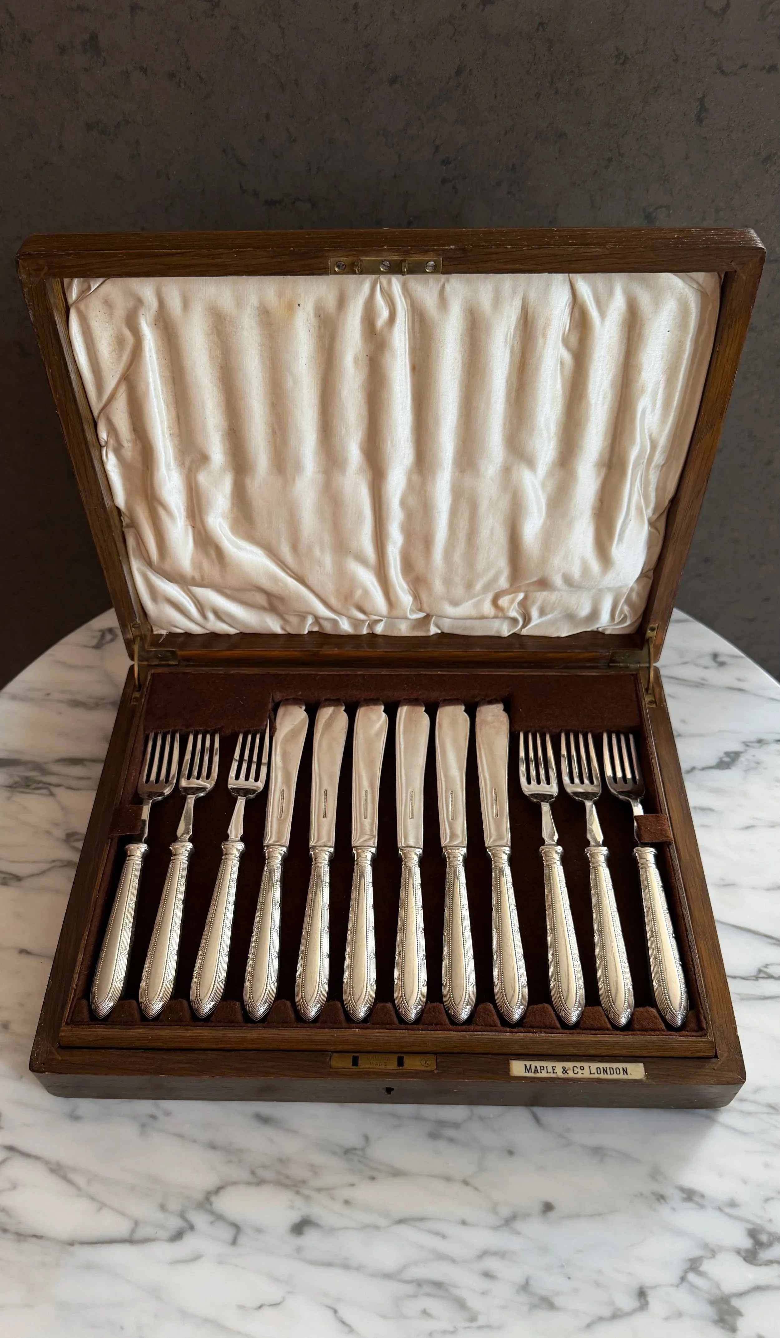 Maple & Co Edwardian Presentation Boxed Cutlery Set.jpg