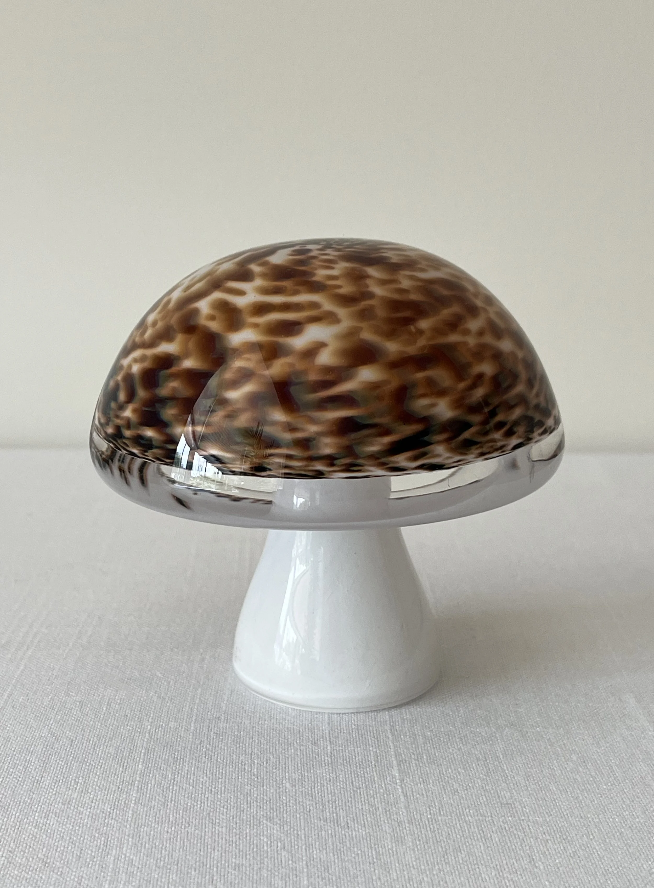 1970s Wedgwood Art Glass Mushroom Paperweight