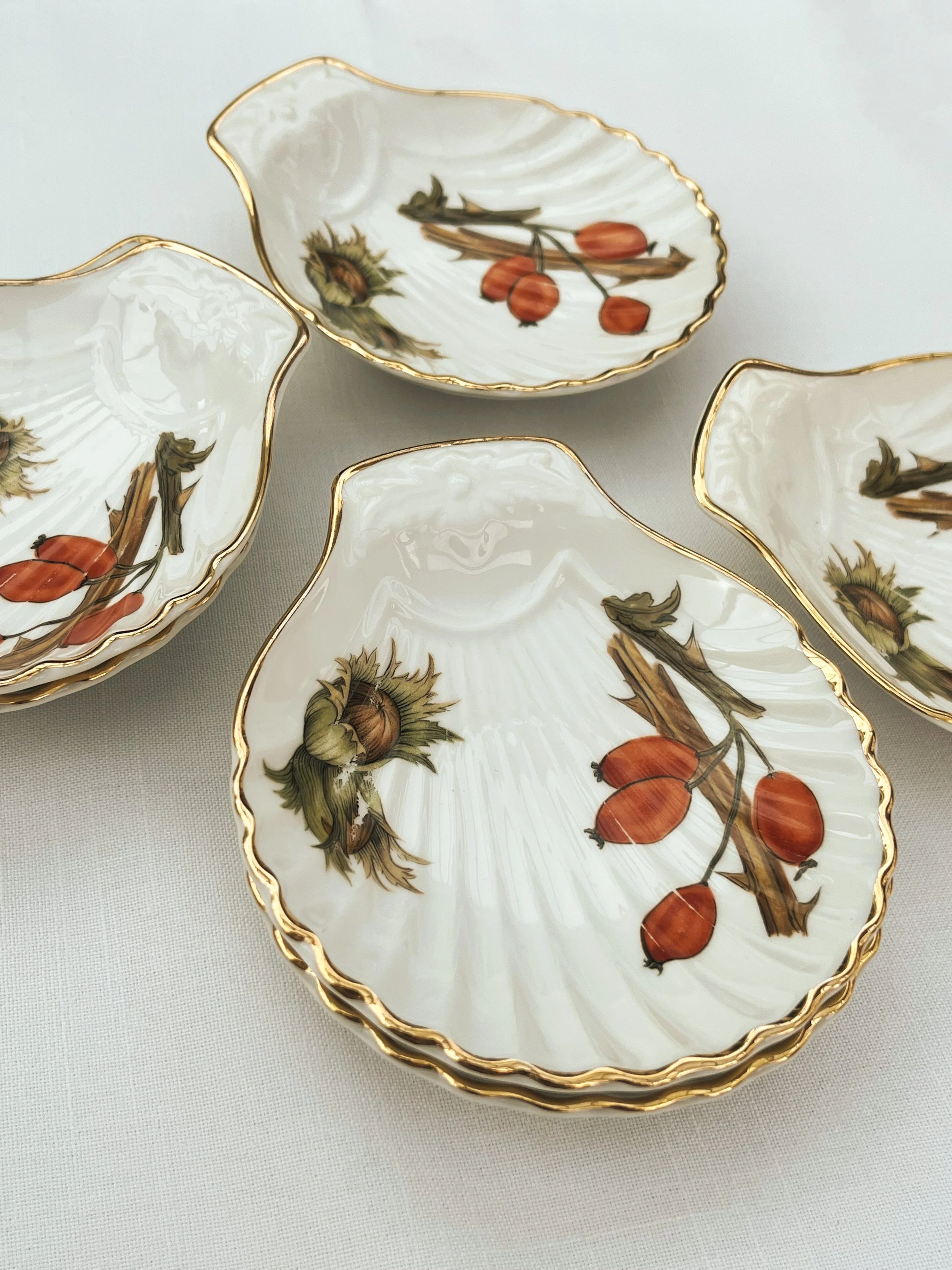 1960s ROYAL WORCESTER -2.jpg
