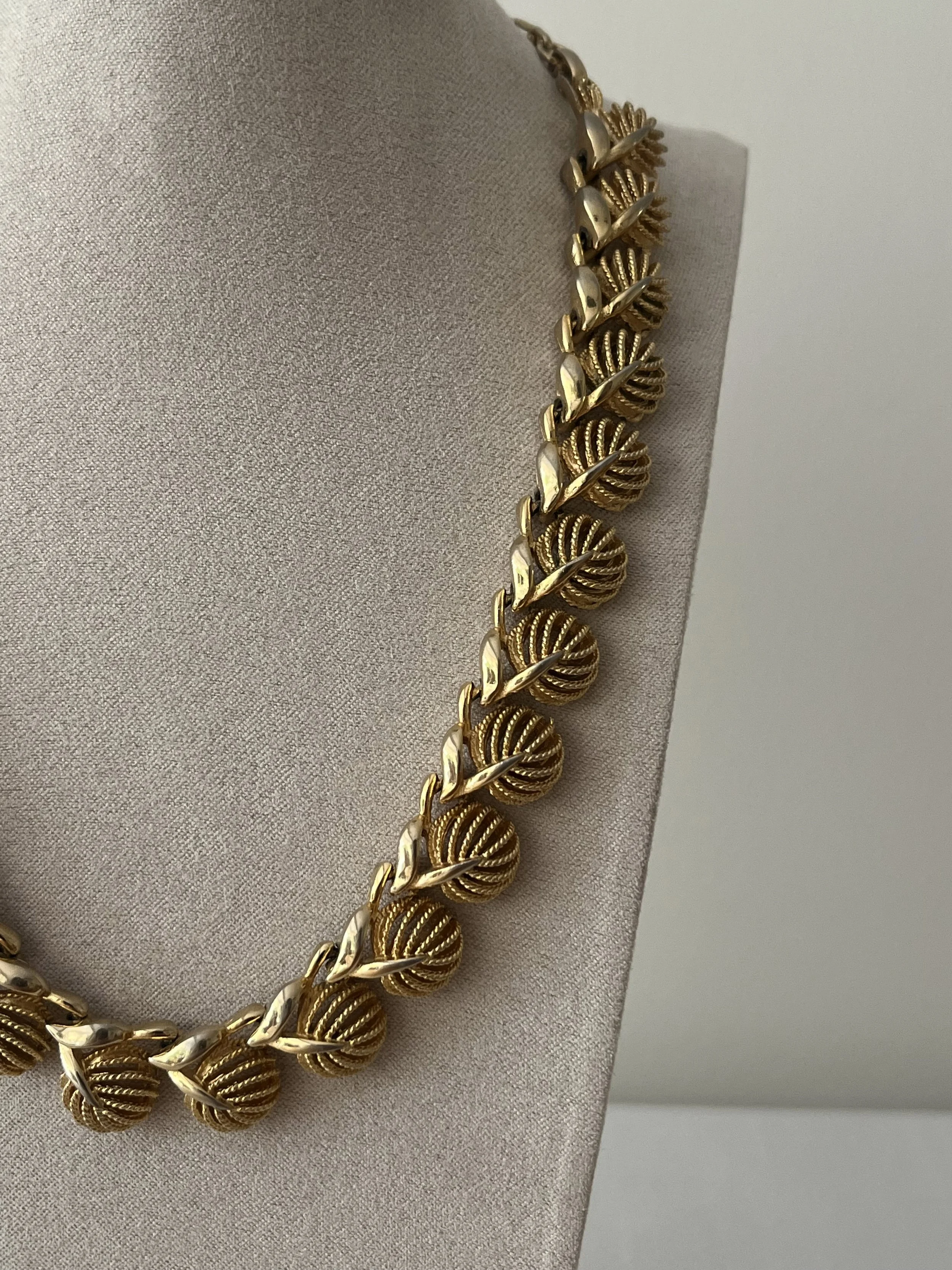 1950s Coro Leaf Necklace
