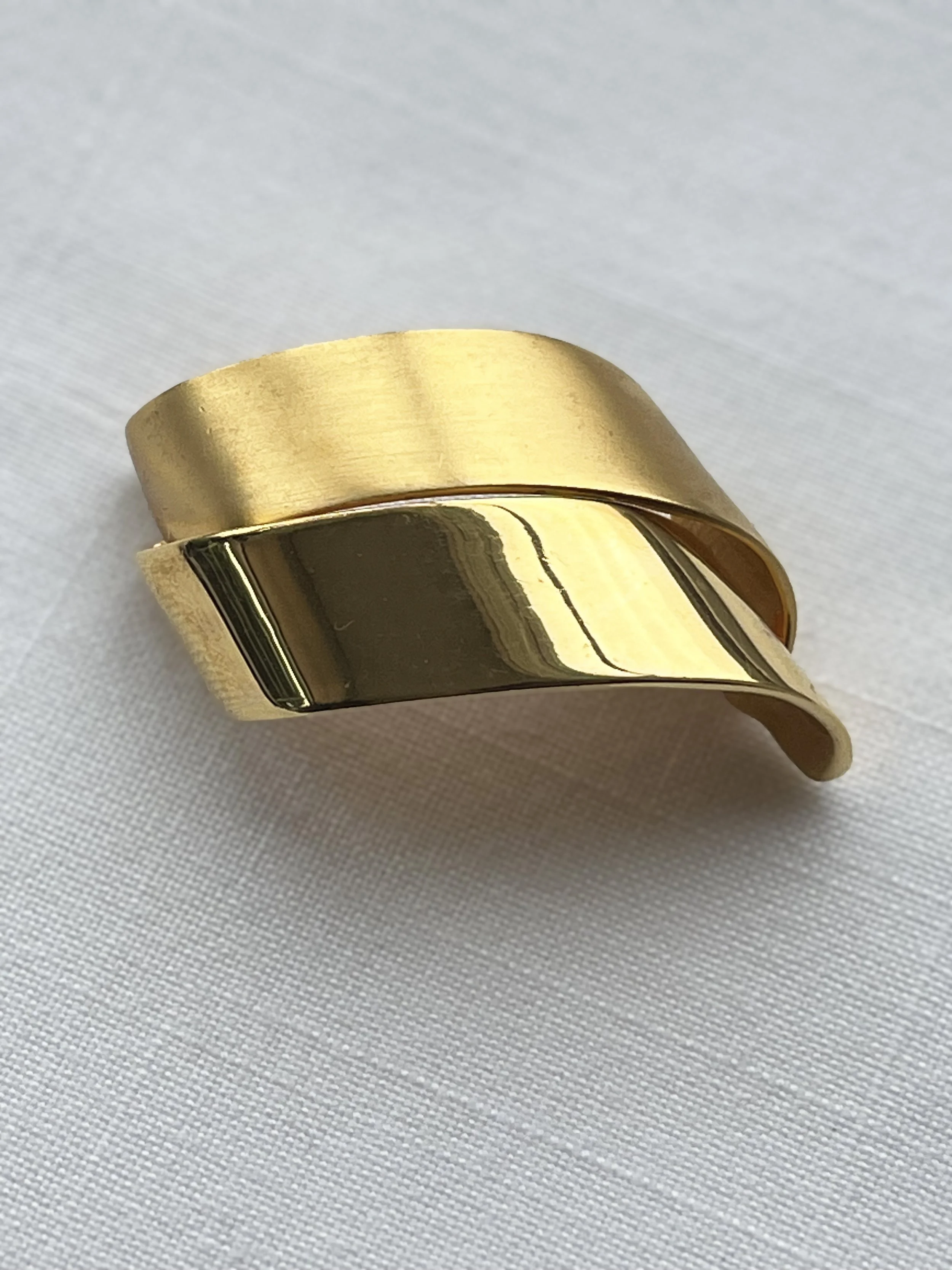 1980s Grosse Double Ribbon Brooch
