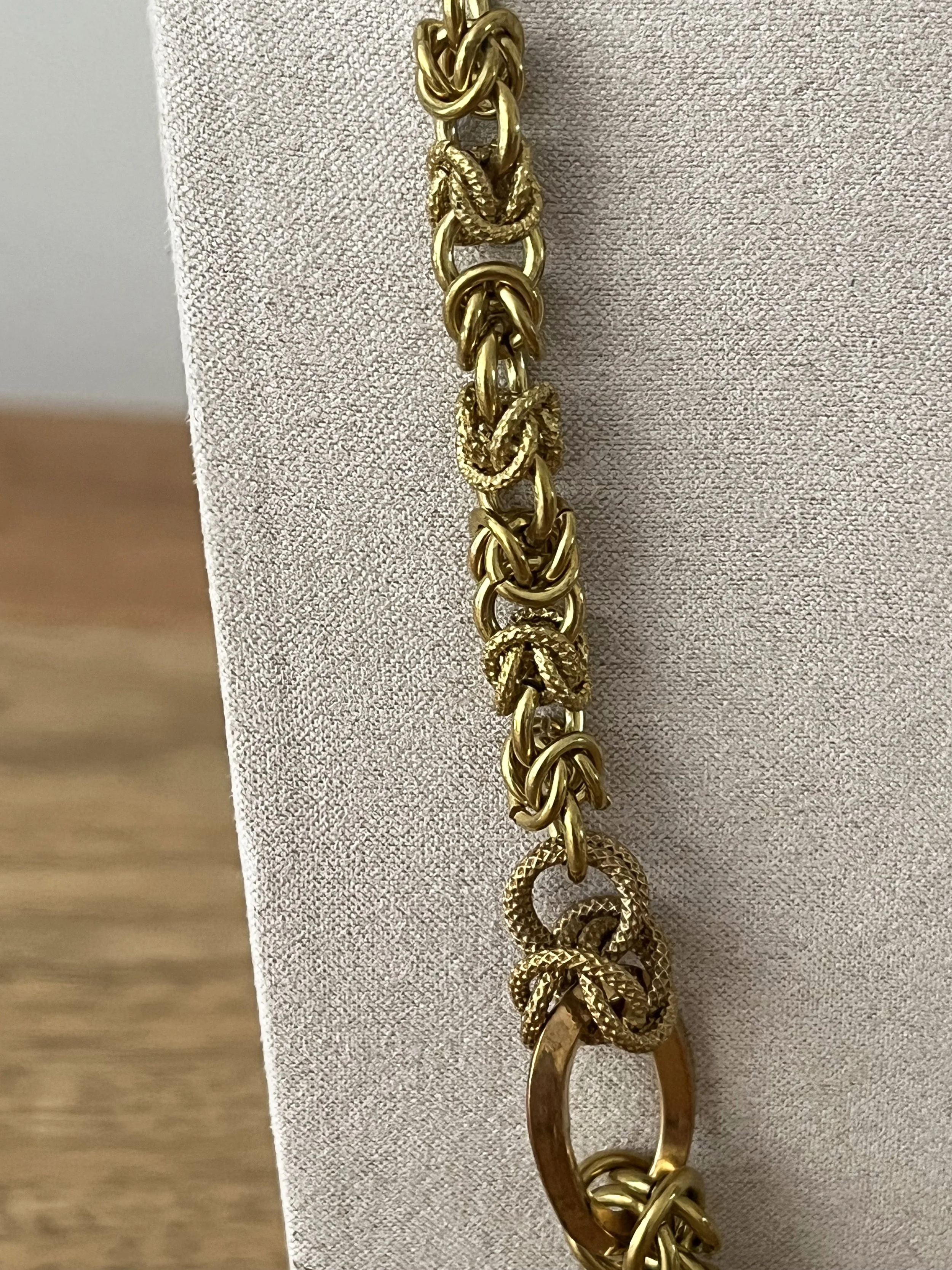 1930s Bengel Copper-Plated Oval Hooped Necklace