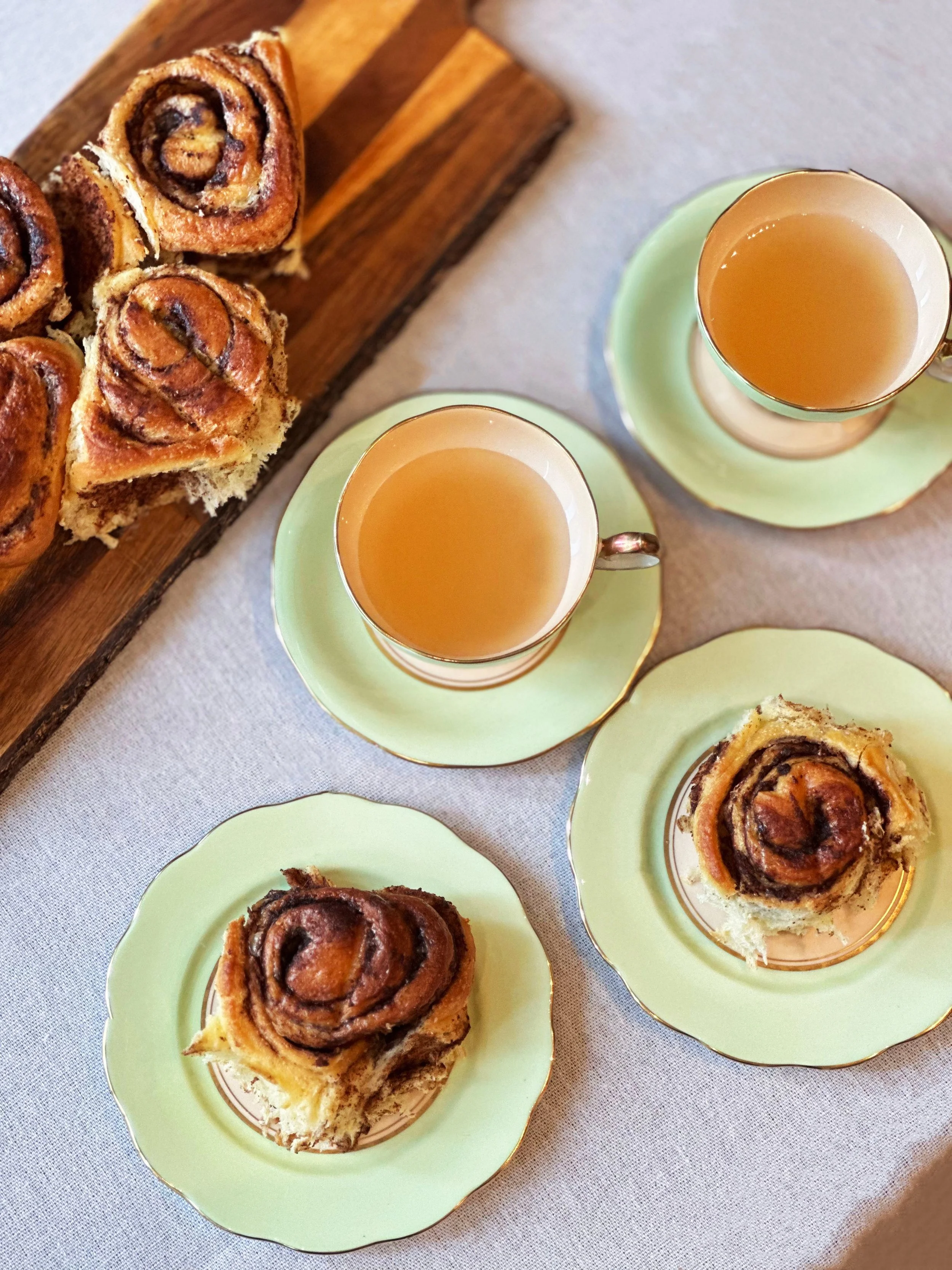 Cinnamon Rolls 3.jpg