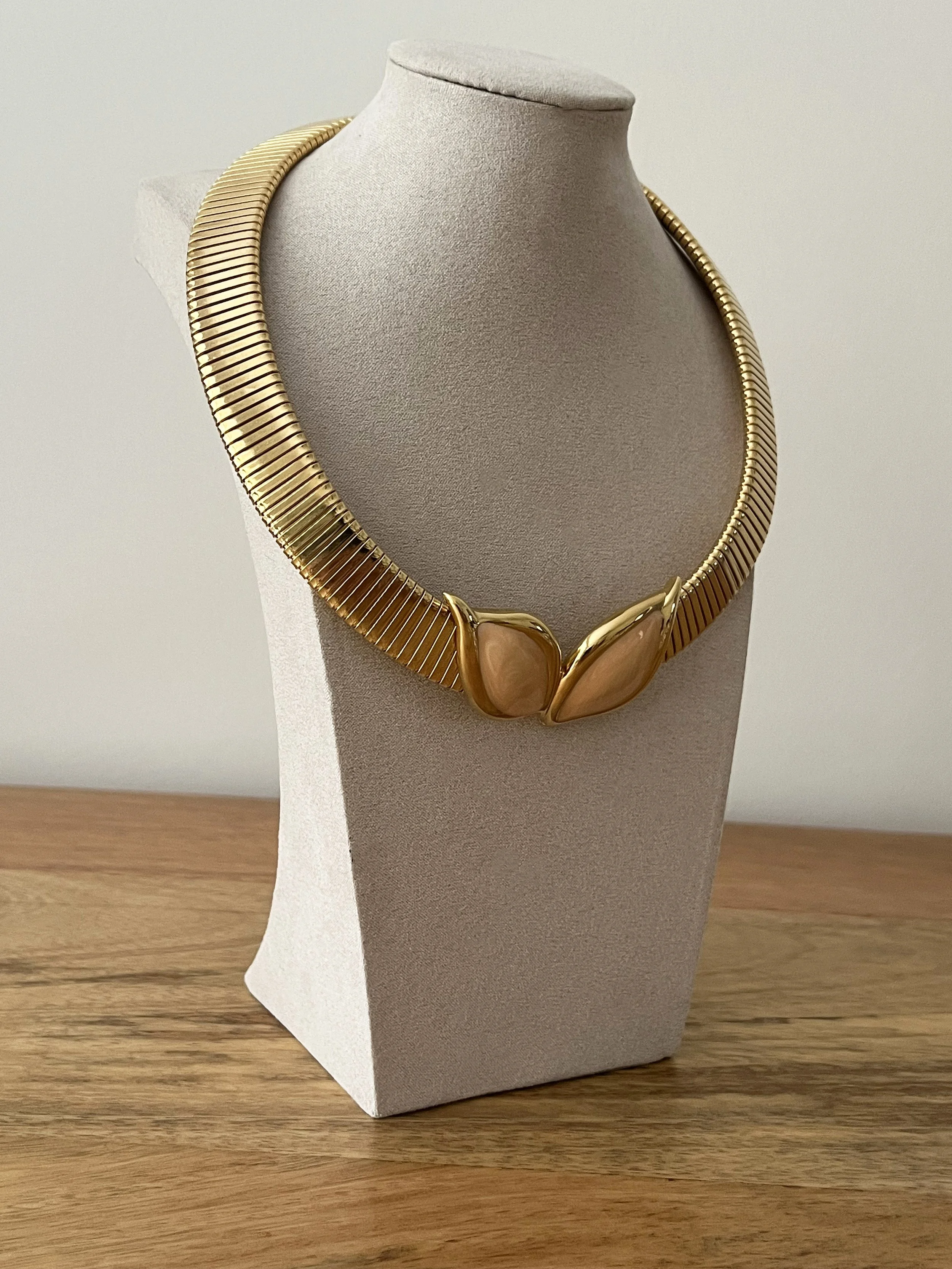 1980s Petal Fastening Cleopatra Choker