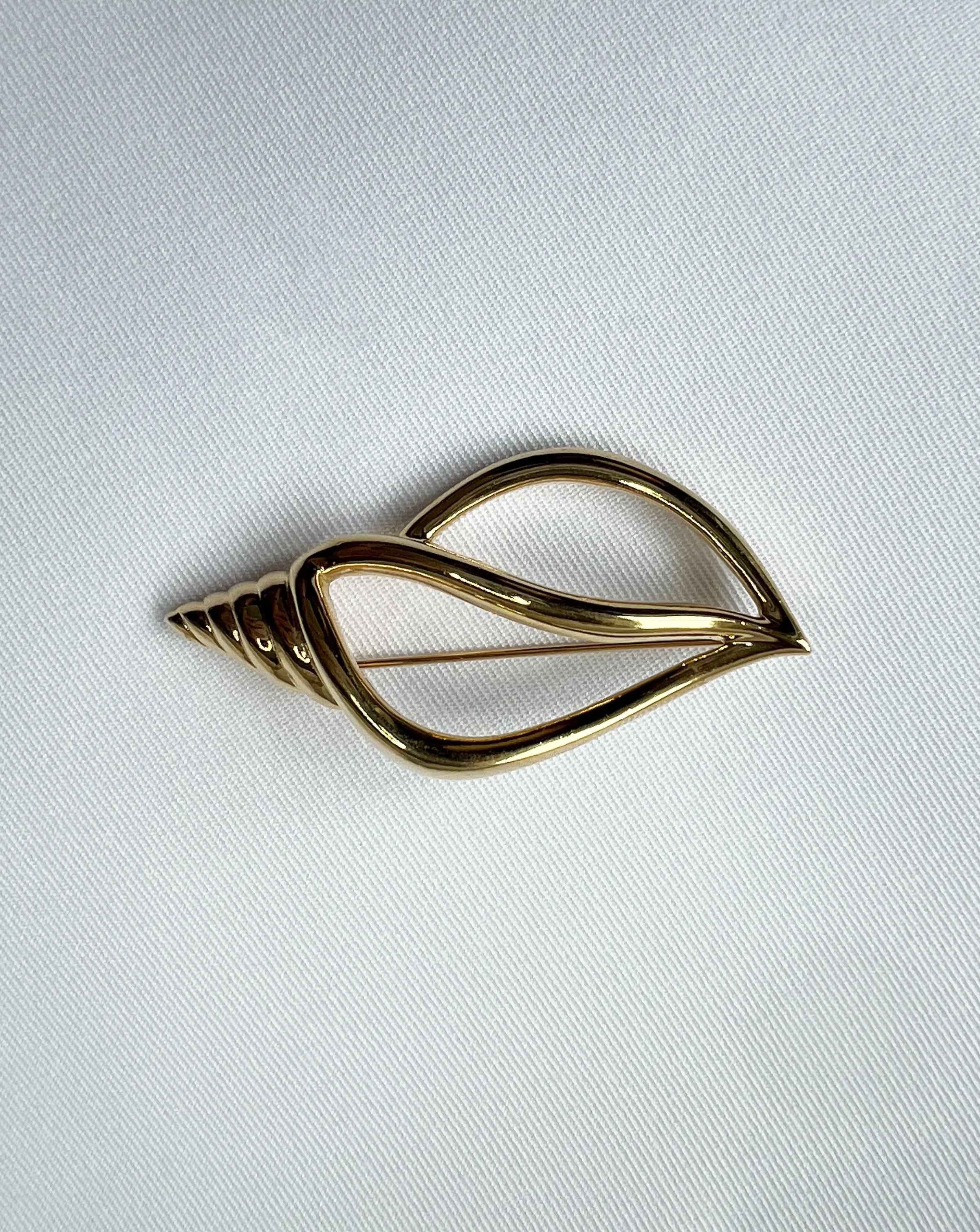 1980s Trifari Sea Shell Brooch
