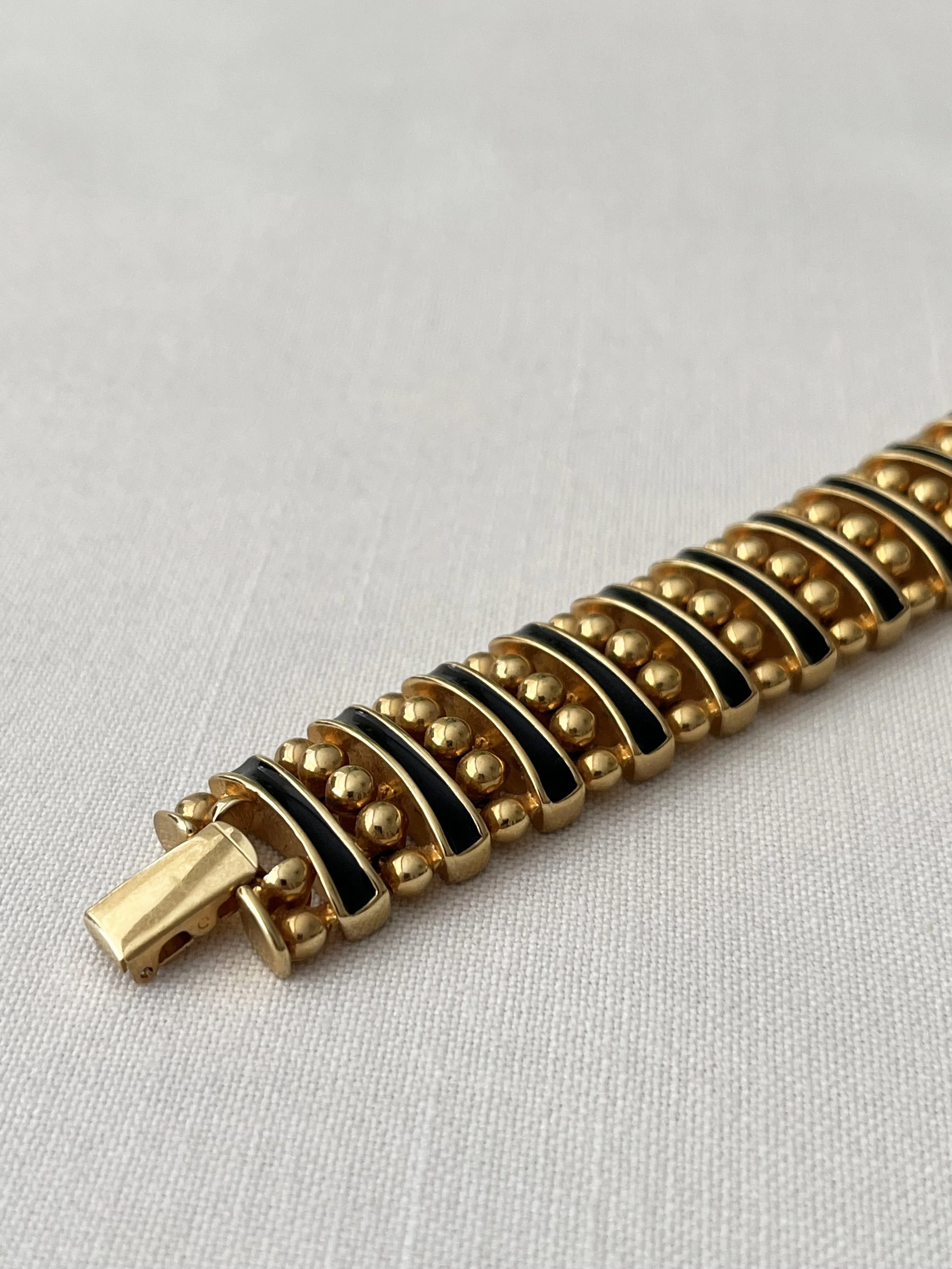 1990s JOAN RIVERS BLACK STRIPED CUFF BRACELET FASTENING.jpg