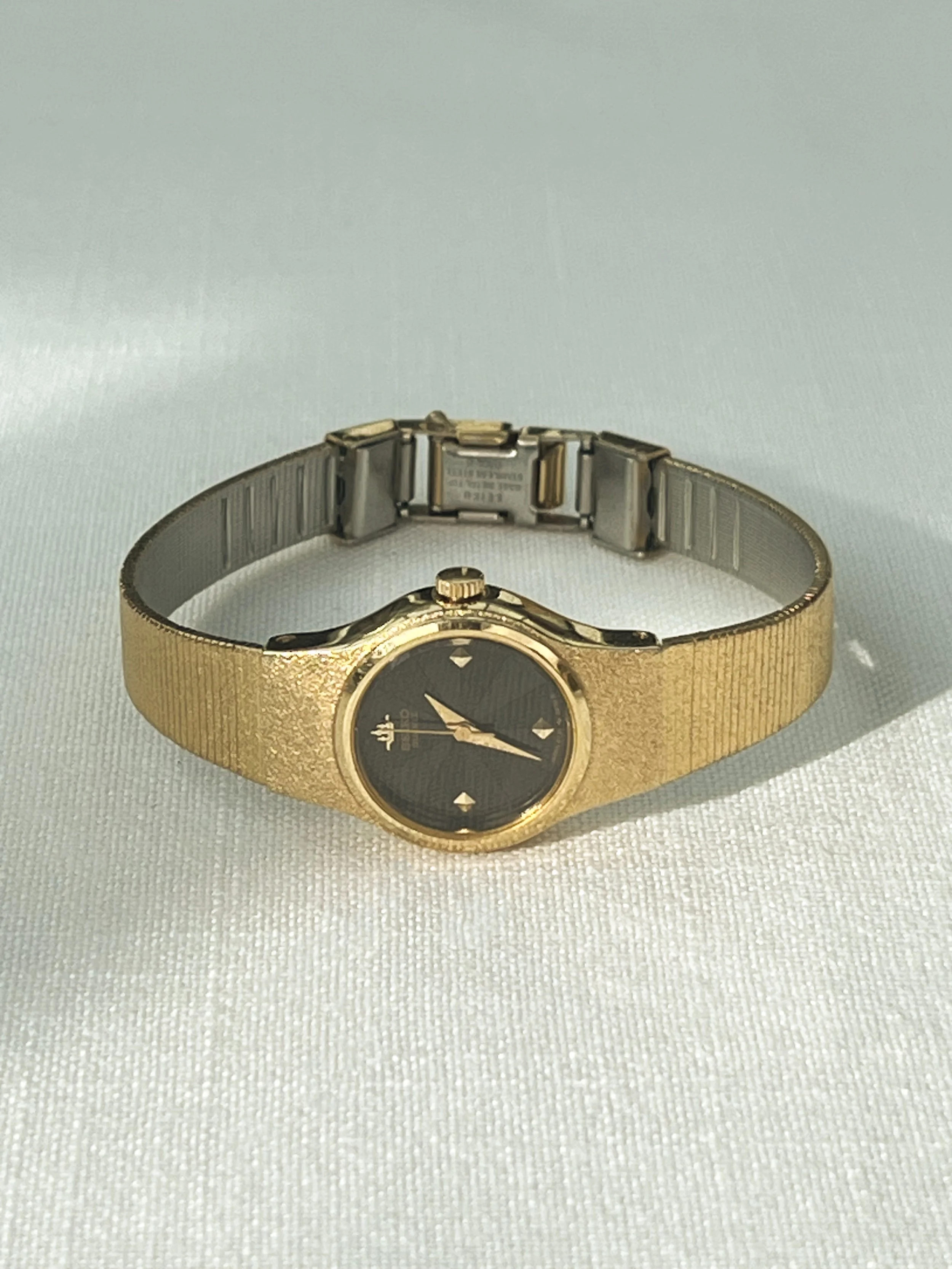 1990s SEIKO QUARTZ -2.jpg