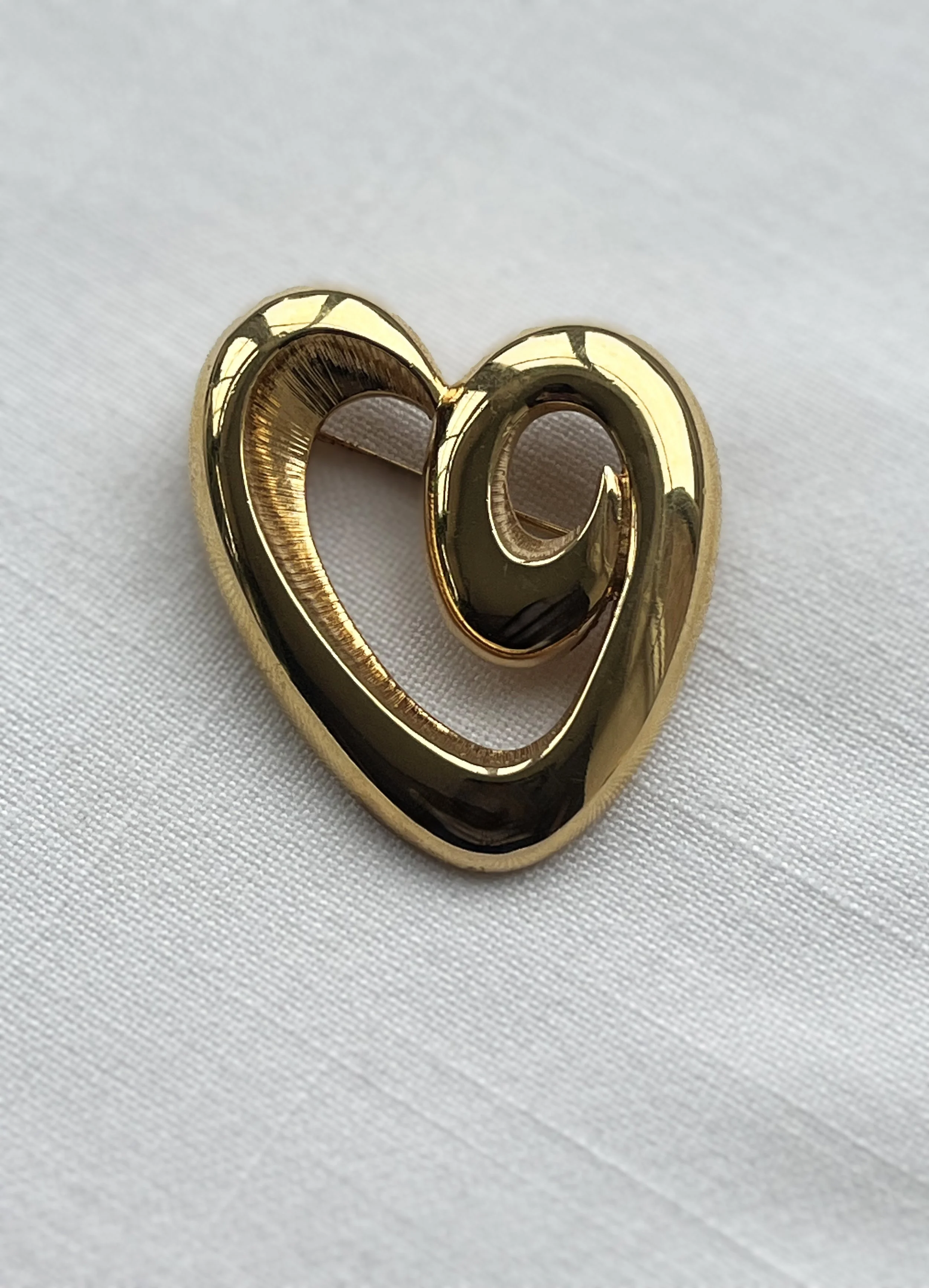 1980s Monet Heart Brooch