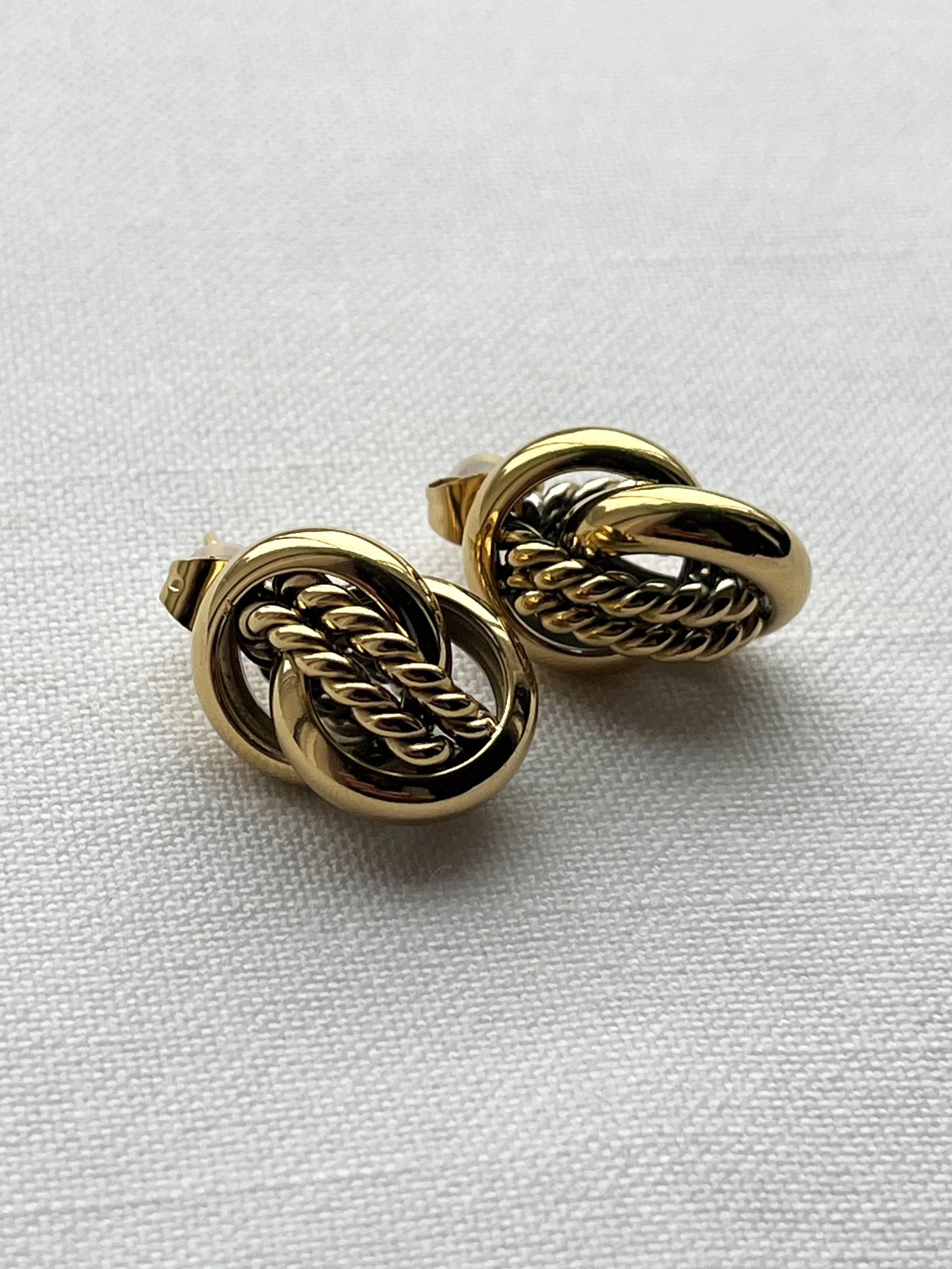 1980s Gold Ring Knot Earrings
