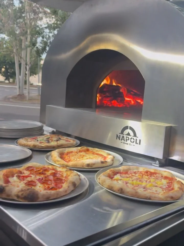 18th birthday bash 🔥🍕 Woodfired pizza at your doorstep, backyard vibes, and memories to last a lifetime #Pizzamore #18thBirthday #WoodfiredPizza" #mobilepizza #pizzapartyonwheels