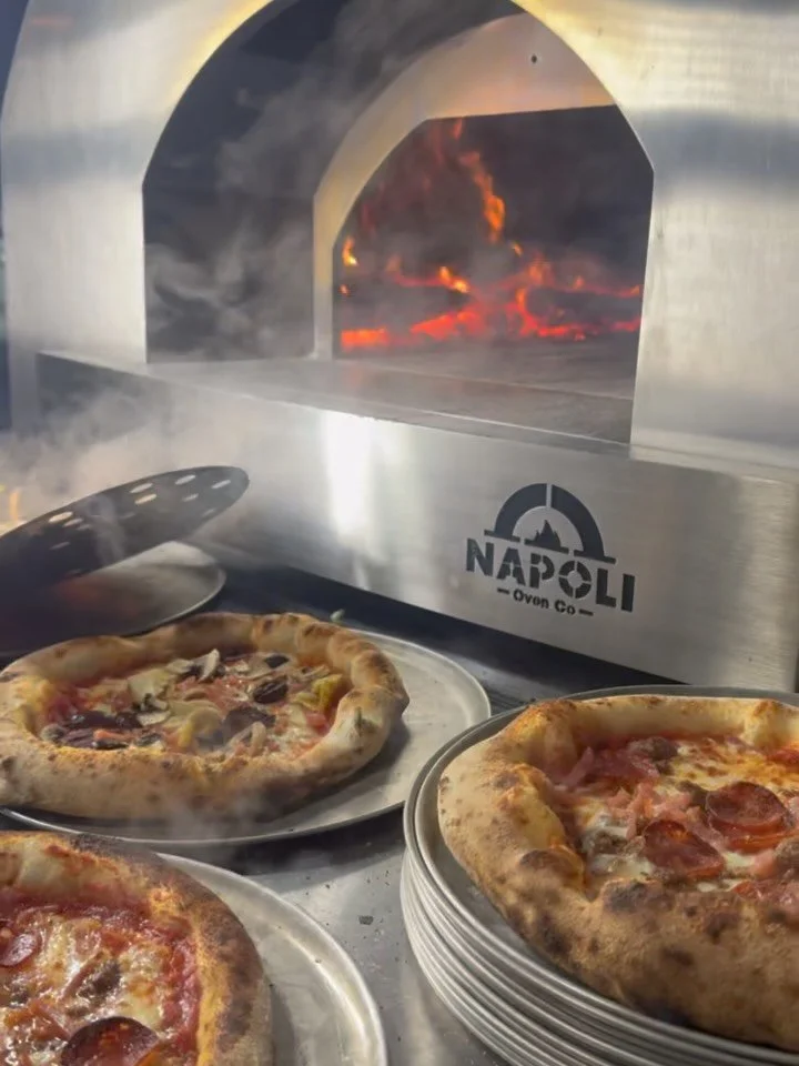 Winter is coming&hellip; are you ready? 🔥🍕

At Pizzamore, it&rsquo;s woodfired pizza season all year roun but winter is when it really hits different 

No music on this one just real moments 👨&zwj;🍳🍕
A little raw, a little chaotic&hellip; but al