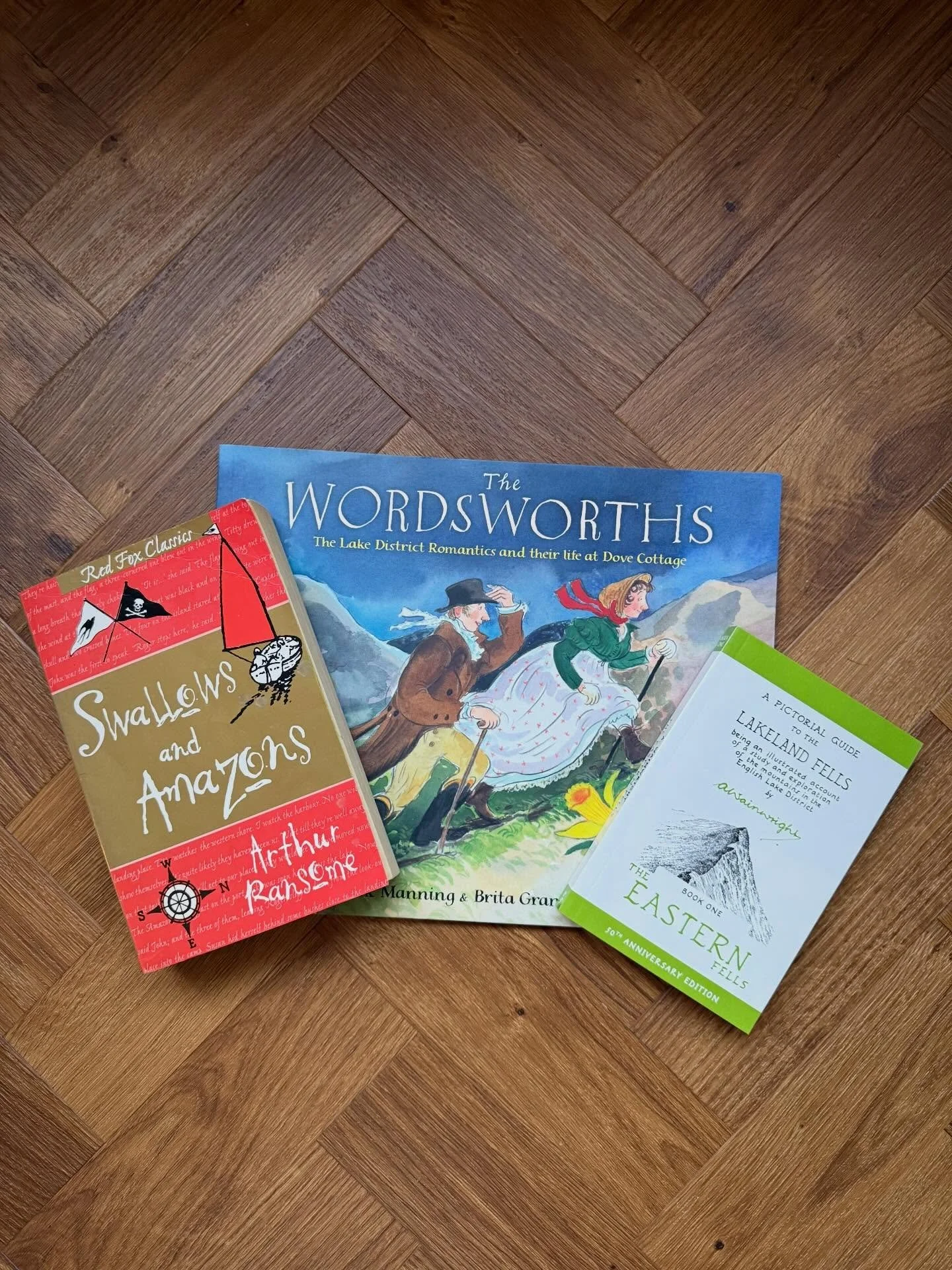 Starting to plan your family holiday this year? 🌍 
Begin the journey before you even leave home.

Our new Parent &amp; Child Reading Subscriptions invite you to explore the stories, history, and cultures of the places you&rsquo;re about to visit, si