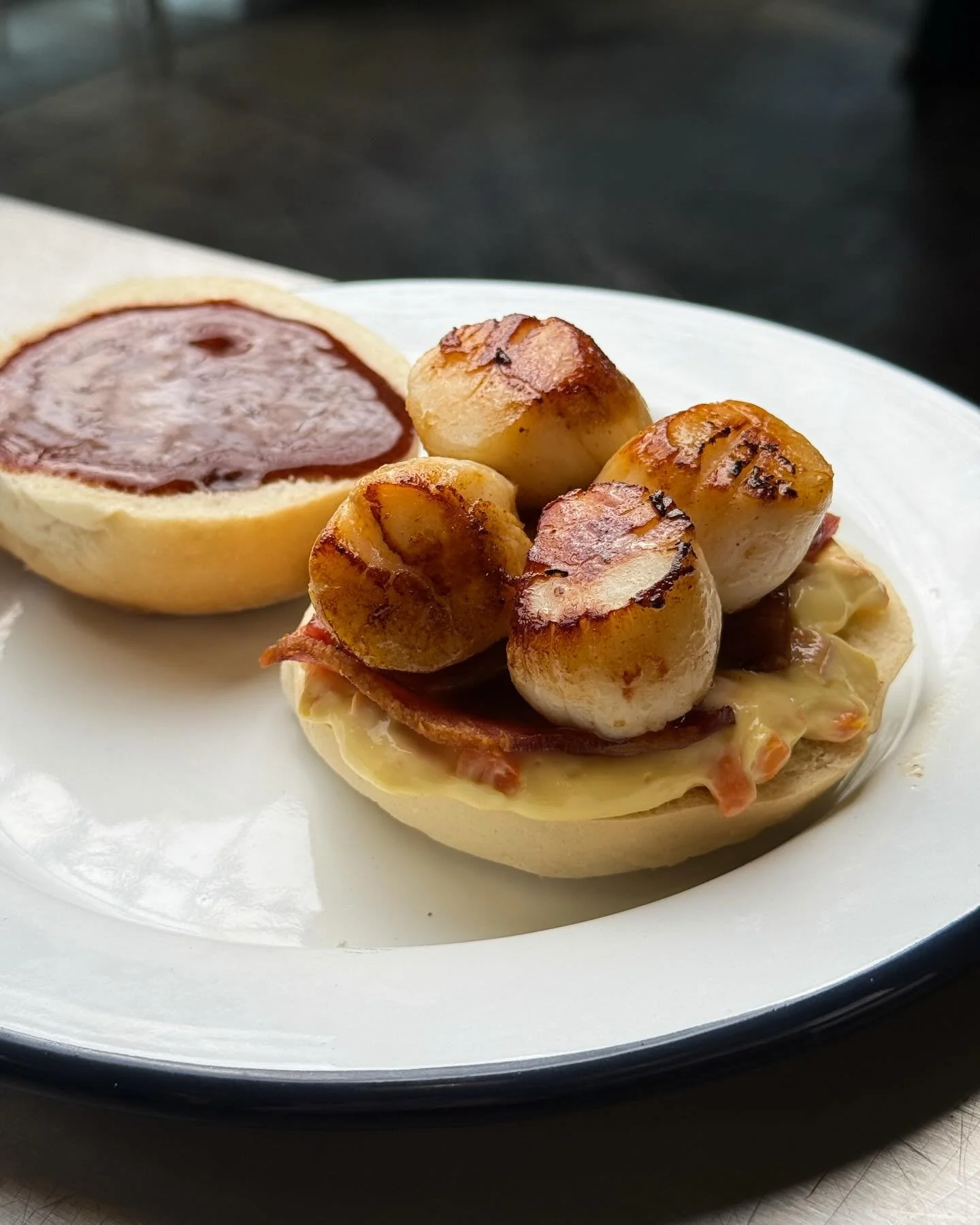 Final chance to grab some of our plates up  @patio______ 

Thursday until 9pm
Friday 3pm - 9/10pm
Saturday 1pm - 4pm

Come see us x