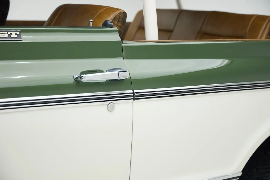 Chevy_K5_GreenTan_128.jpeg