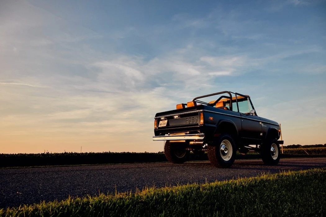 Navy-Coyote-Bronco_With-Trim_62.jpeg