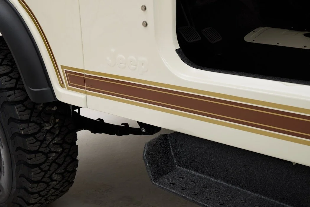 JeepCJ7_Graphics_52.jpeg