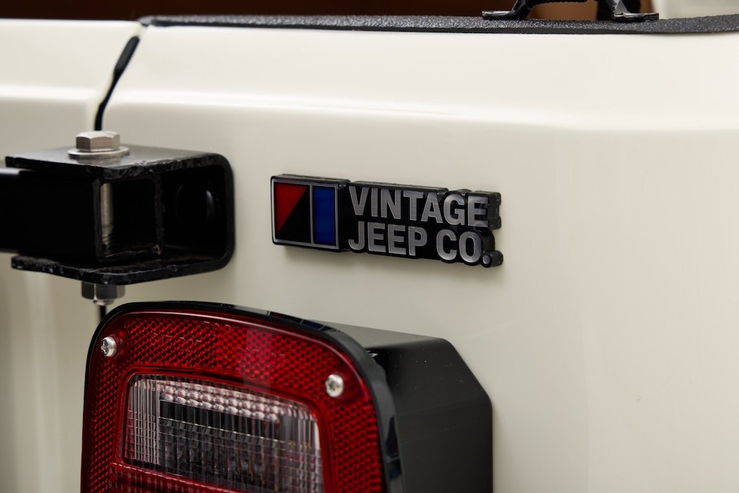 JeepCJ7_NoGraphics_25.jpeg