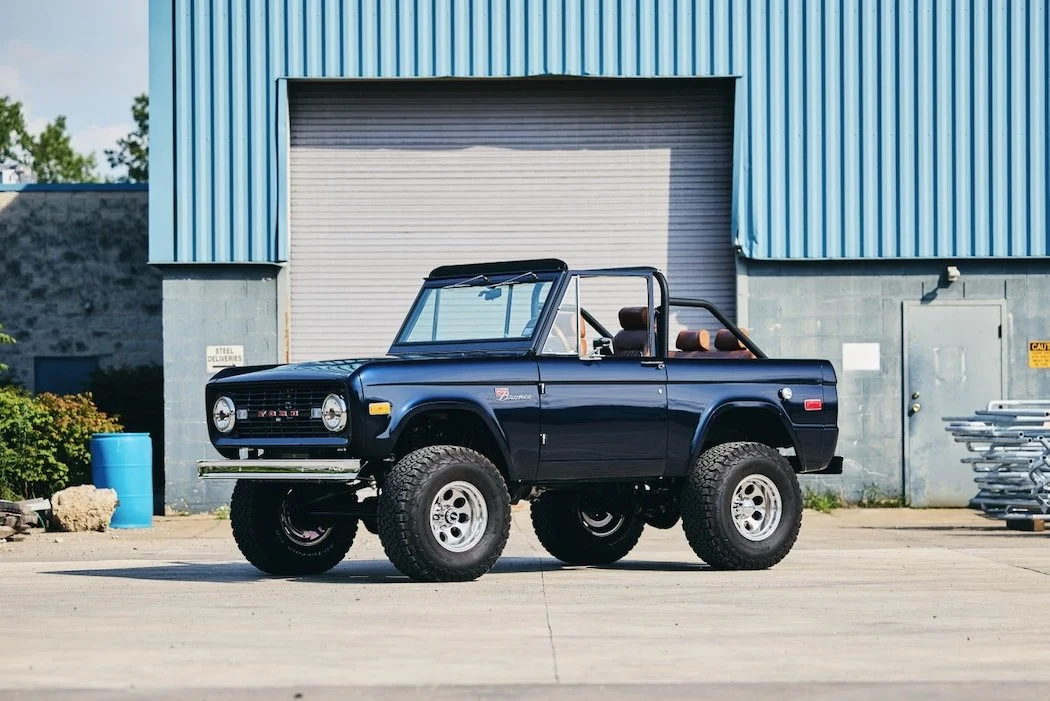 Navy-Coyote-Bronco_No-Trim_28.jpeg