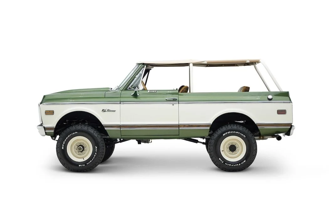Chevy_K5_GreenTan_2.jpeg