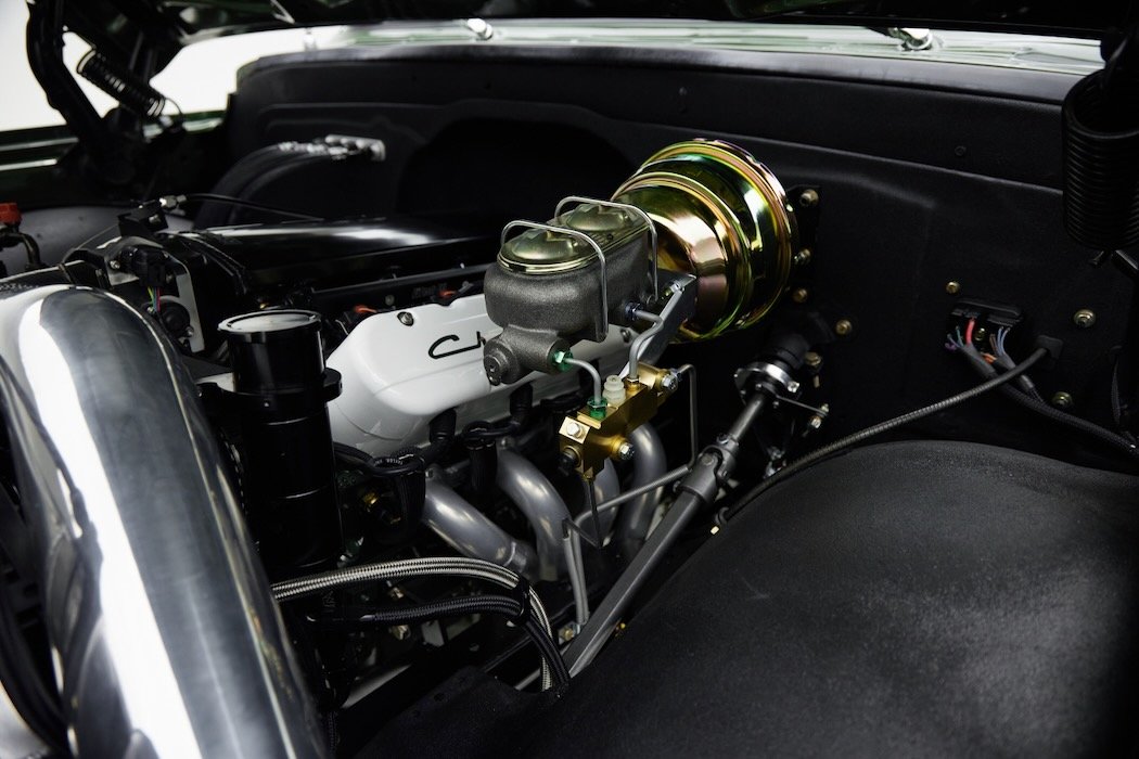 Chevy_K5_GreenTan_151.jpeg