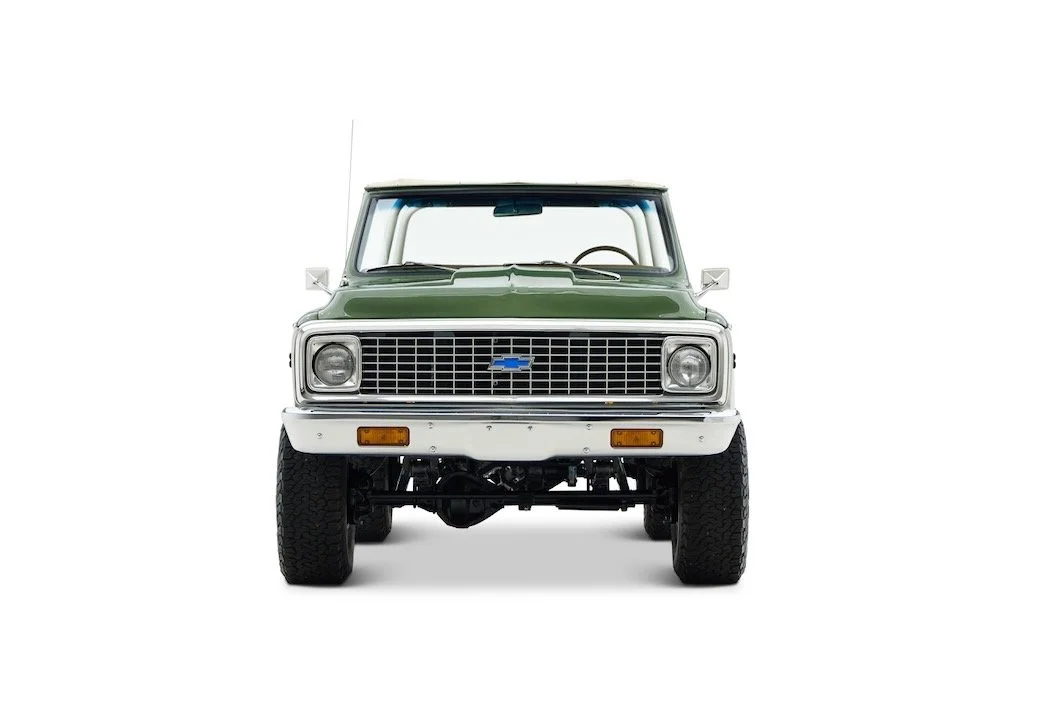 Chevy_K5_GreenTan_4.jpeg