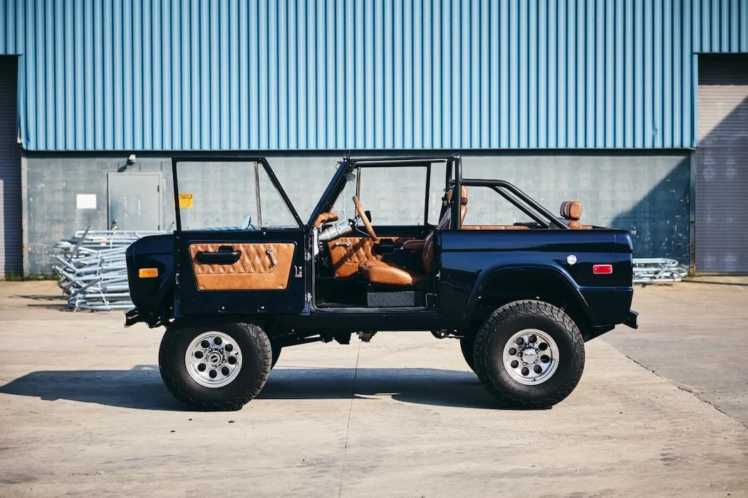 Navy-Coyote-Bronco_No-Trim_39.jpeg