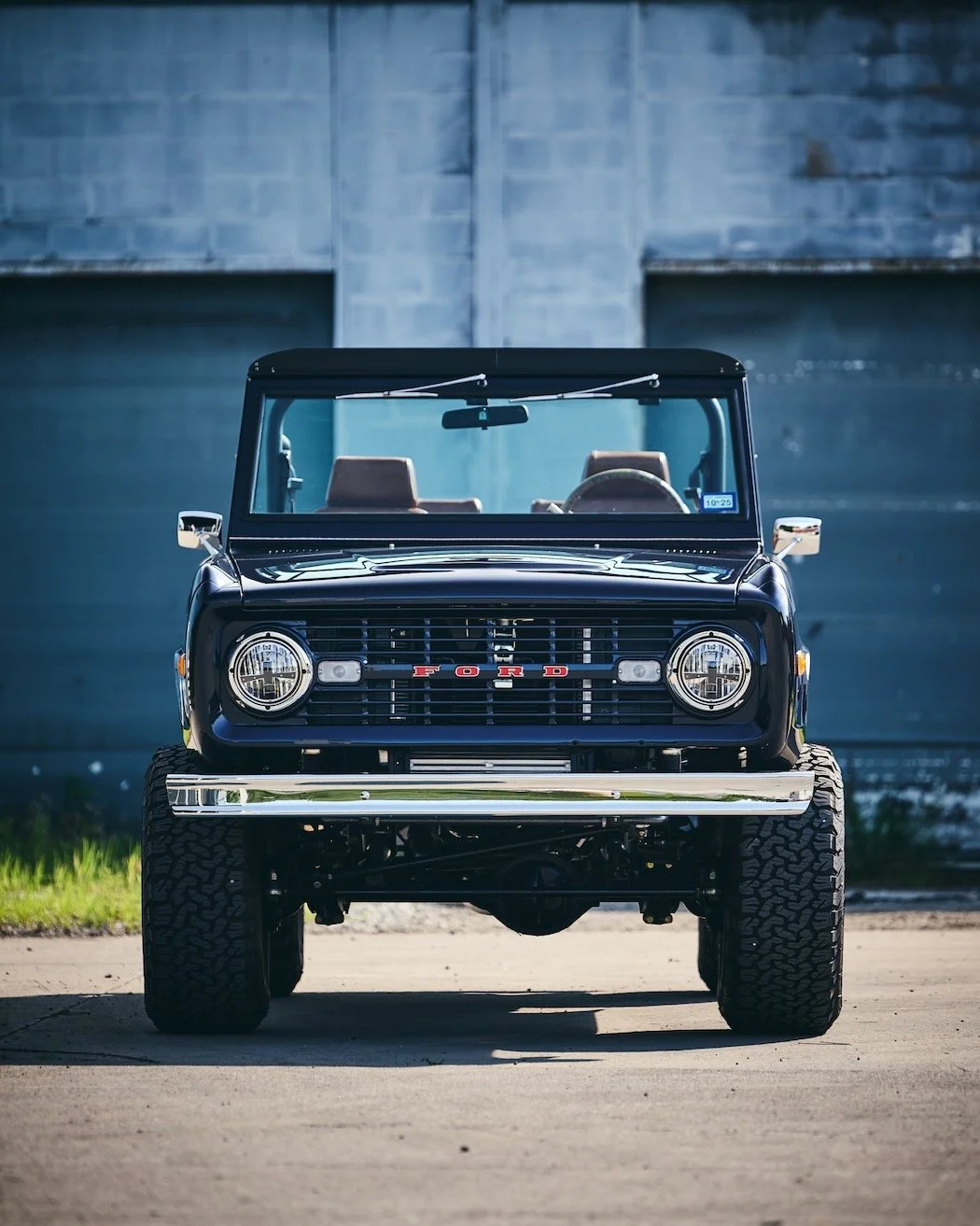 Navy-Coyote-Bronco_No-Trim_27.jpeg