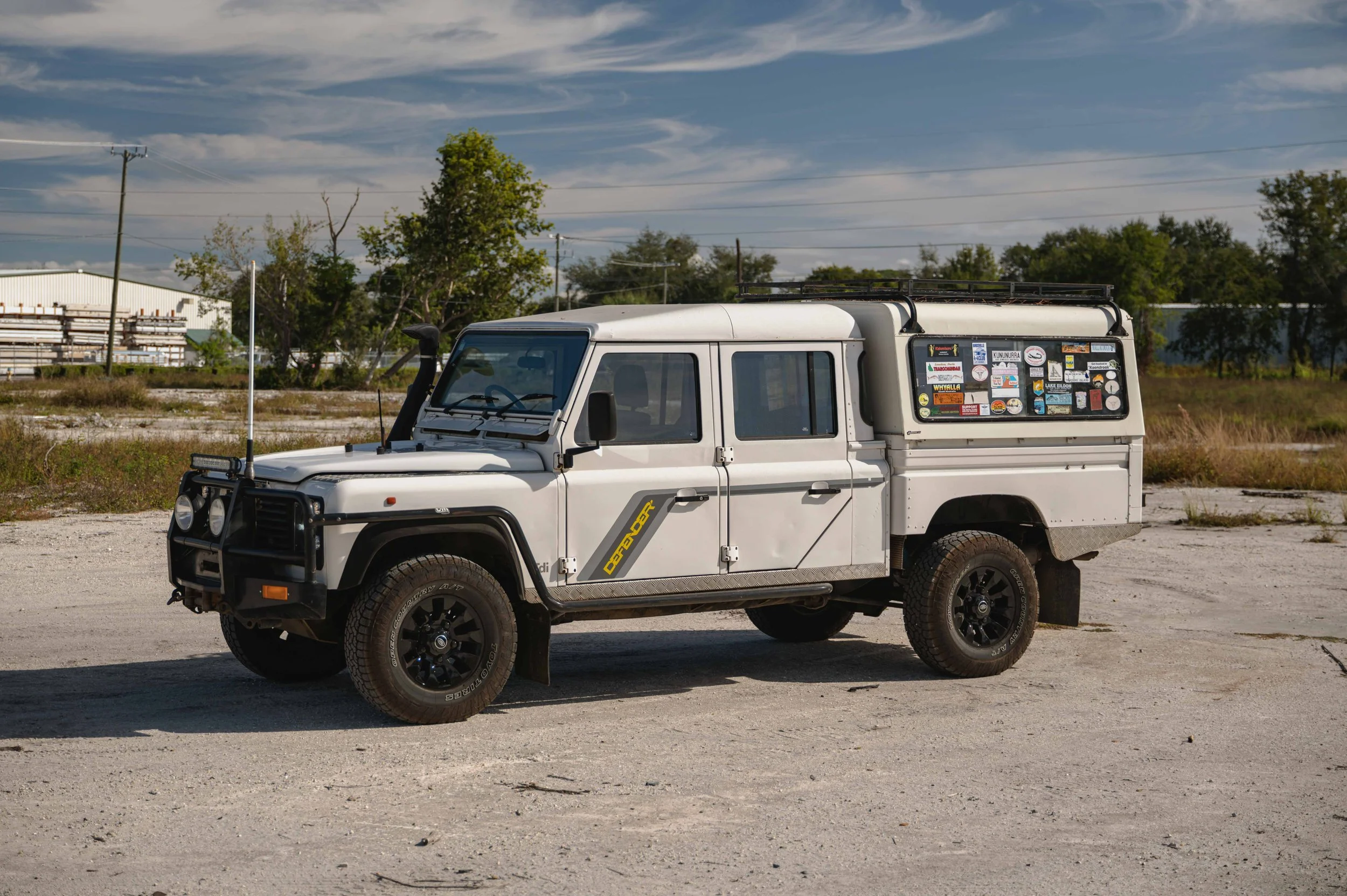 Defender-02.jpg