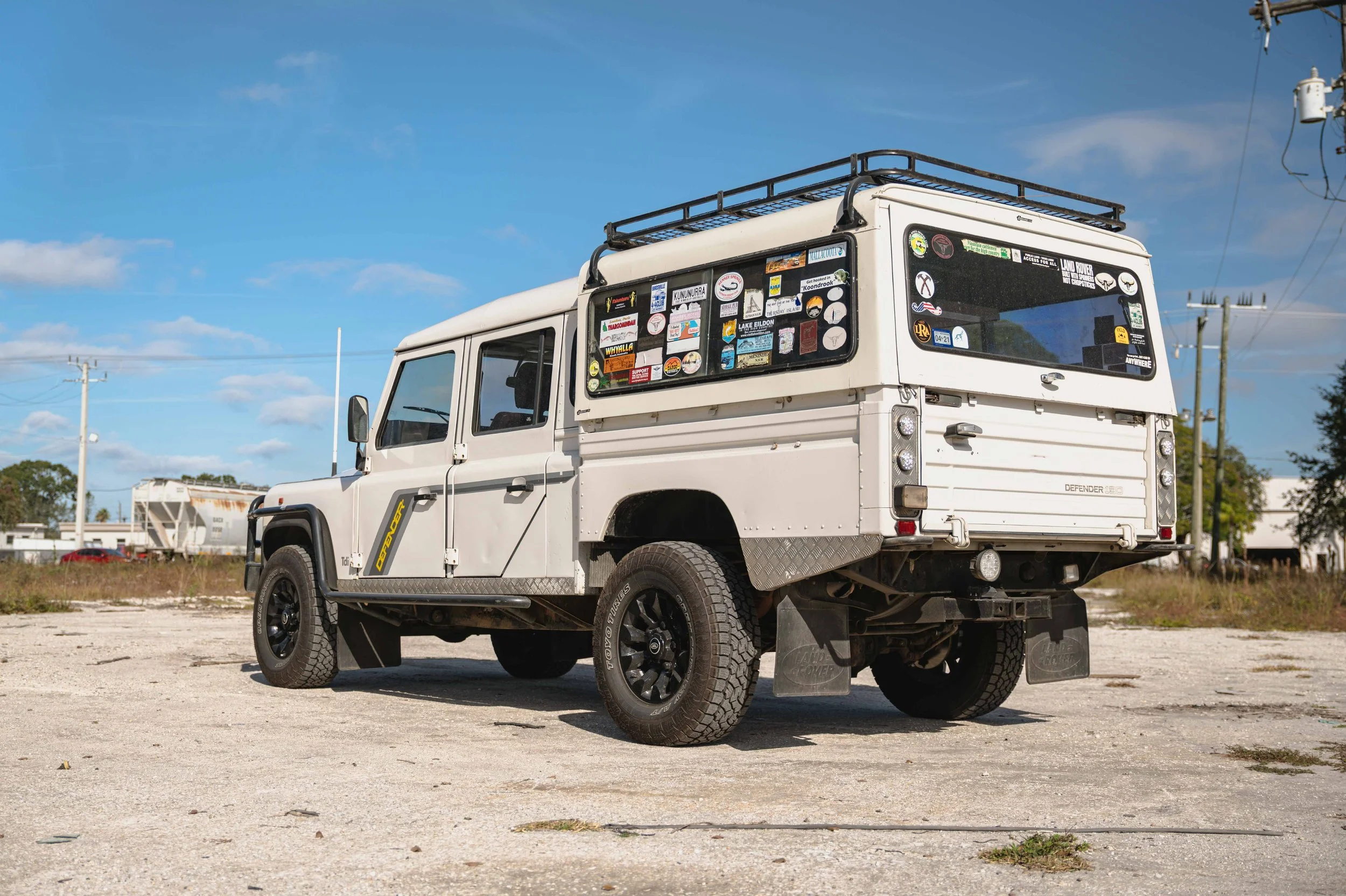 Defender-07.jpg