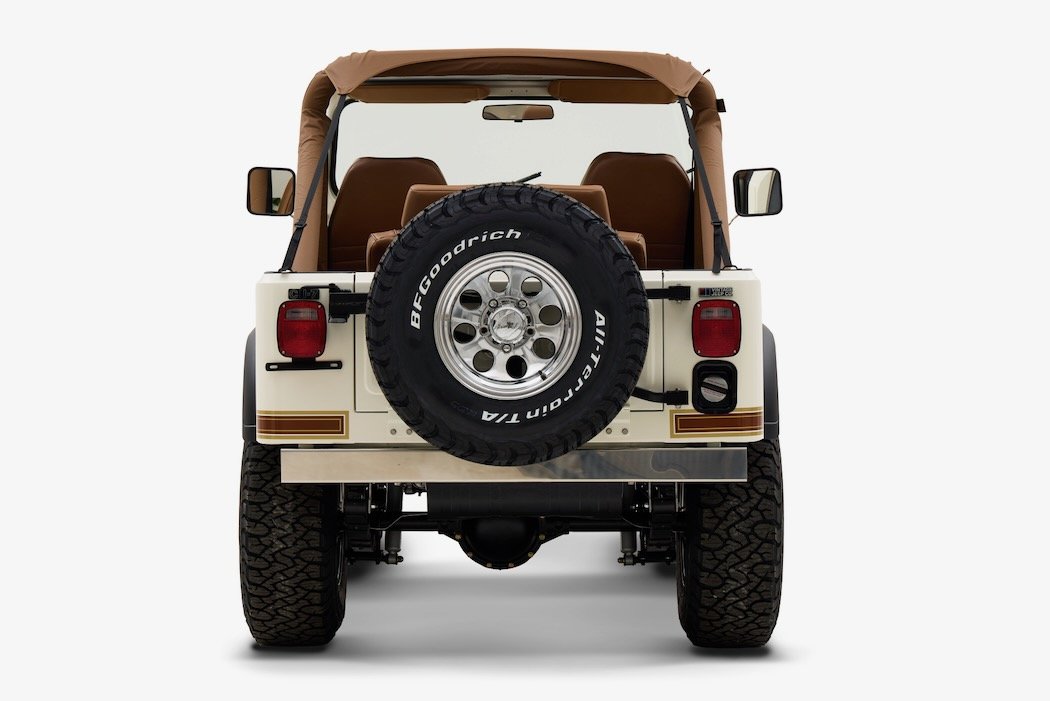 CJ7_Graphics_5.jpeg