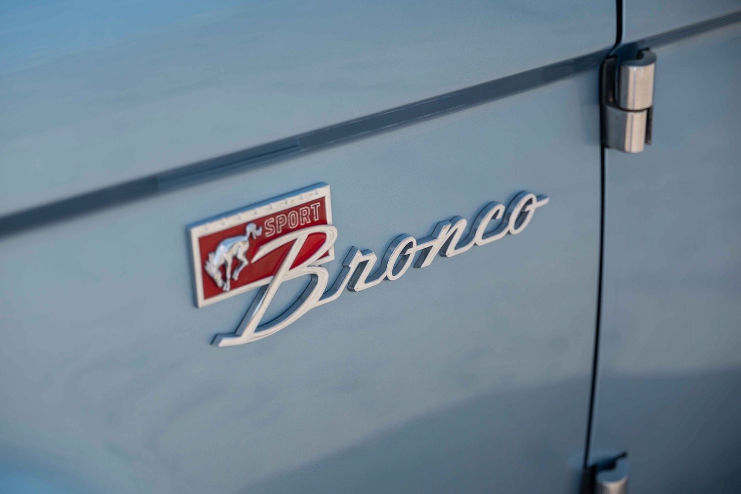 Bronco_Blue_BaT-97.jpeg